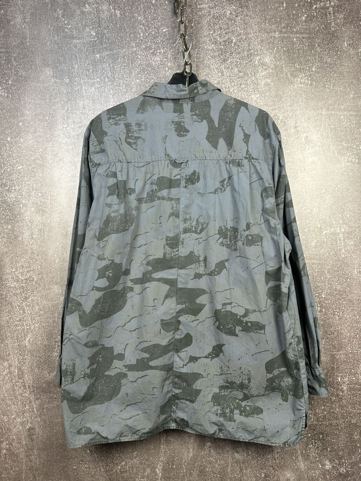 Oakley Rare Vintage Oakley Avant Garde Abstract Button Up Shirt Size US XL / EU 56 / 4 - 2 Thumbnail