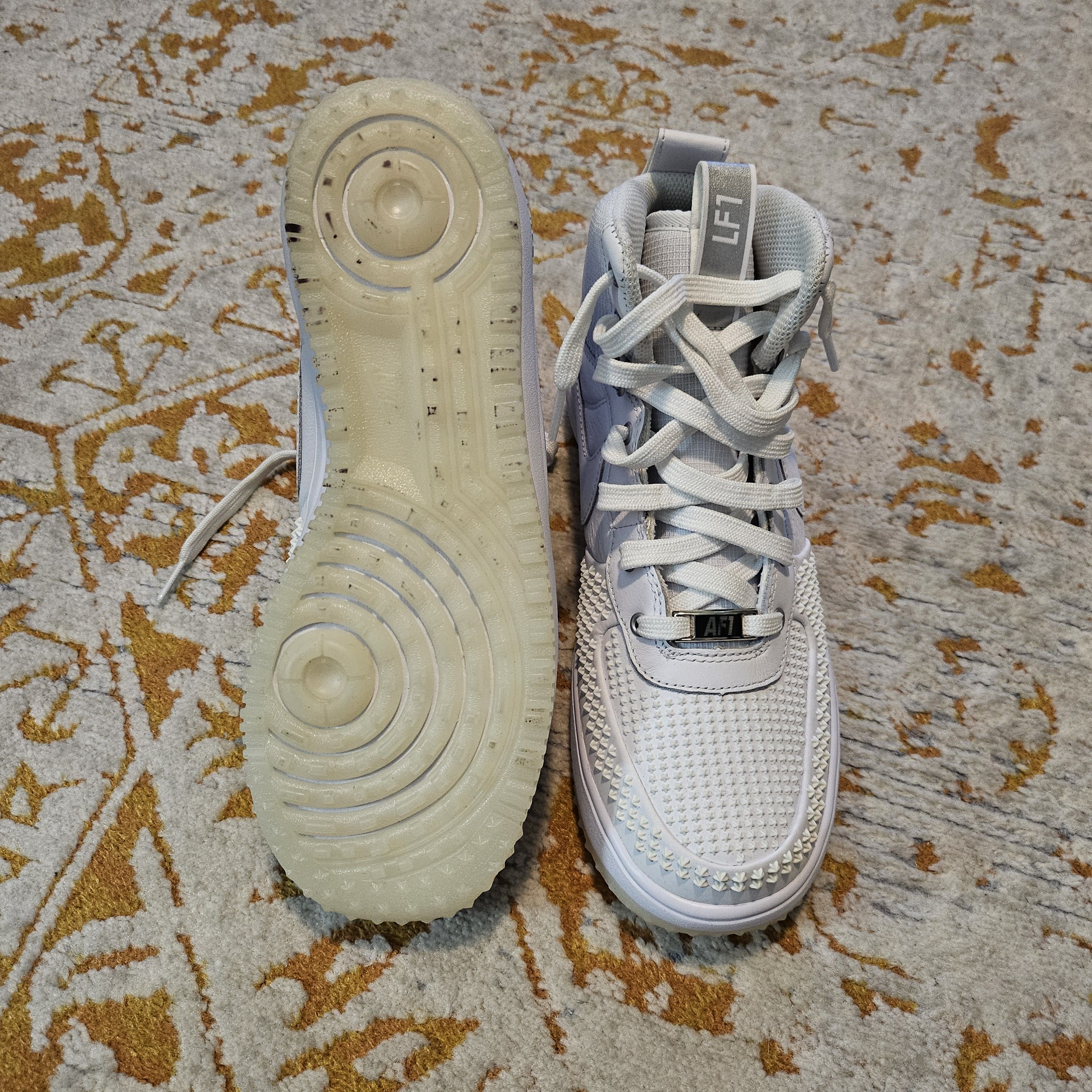 Nike Nike Air Force 1 "LF1 Duckboot Triple White" Size US 7 / EU 40 - 5 Thumbnail