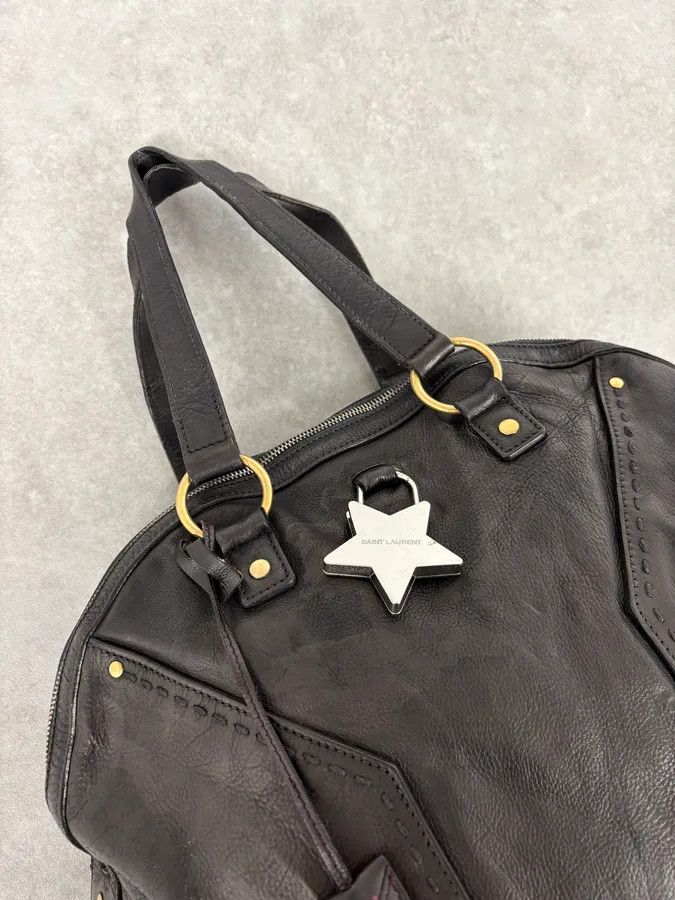 Yves Saint Laurent 2000s Yves Saint Laurent Star Black Shiny Leather Handle Bag Size ONE SIZE - 5 Thumbnail