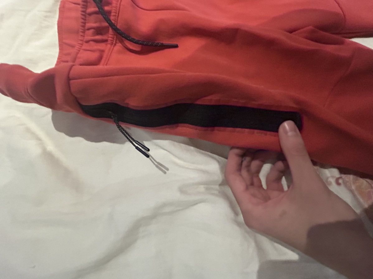 Nike Nike Tech Fleece FULL SUIT “Lobster red” sz M tall top L bot Size US L / EU 52-54 / 3 - 15 Thumbnail