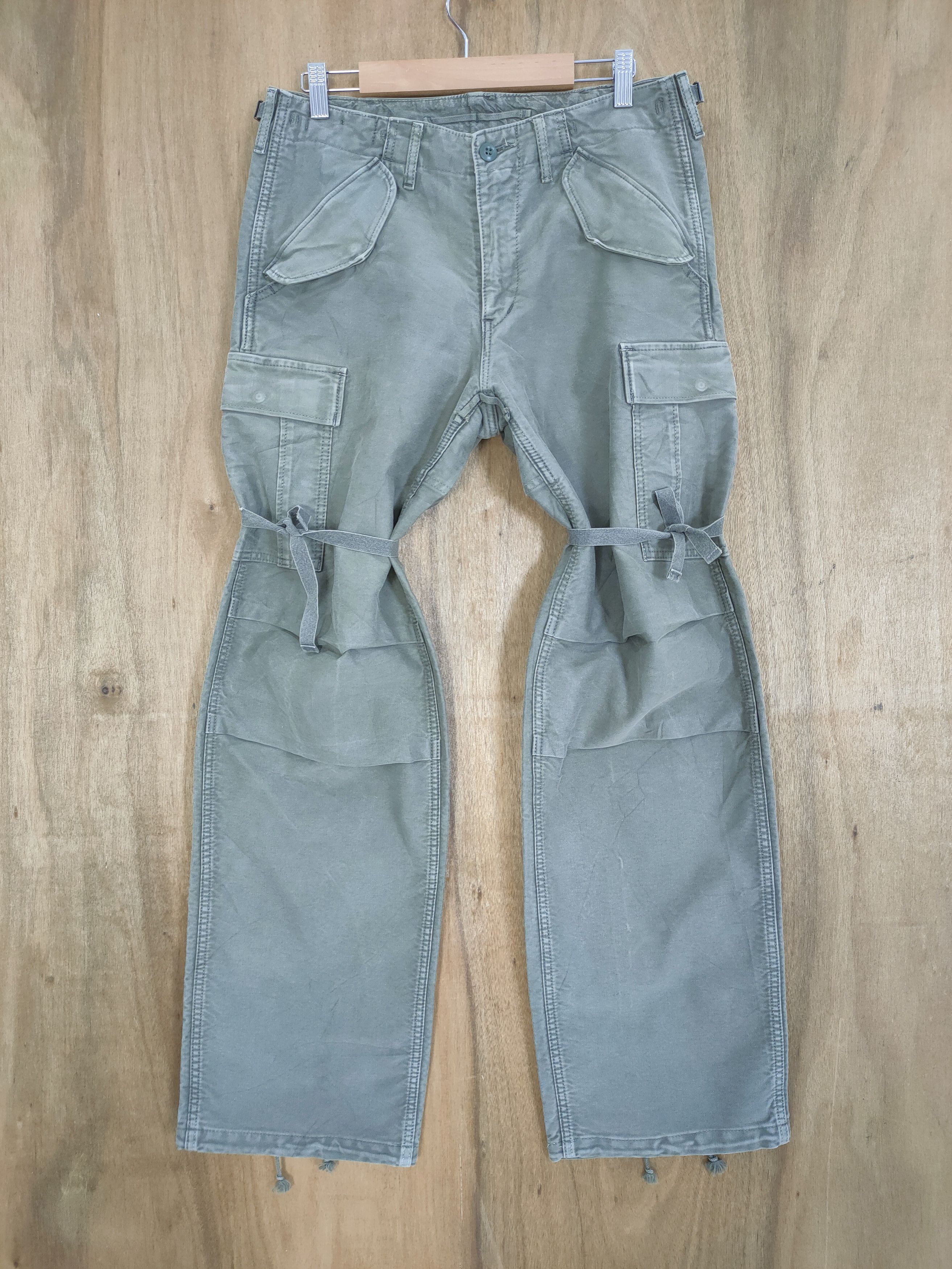 Japanese Brand × Vintage W32×32 VINTAGE AKM FADED BONDAGE CARGO PANTS Size US 32 / EU 48 - 1 Thumbnail