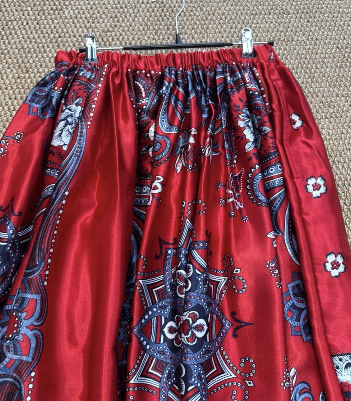 Comme des Garcons COMME des GARÇONS TAO Red Base Paisley Satin Skirt K23 Size 25" / US 0 / IT 36 - 8 Thumbnail
