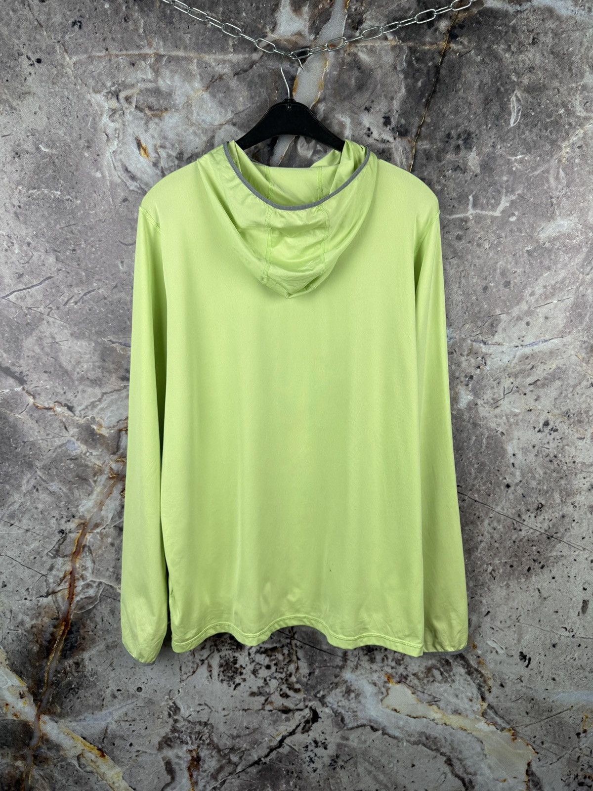 Patagonia Patagonia Lightweight Hooded Long Sleeve Shirt – Lime Green Size US L / EU 52-54 / 3 - 13 Thumbnail