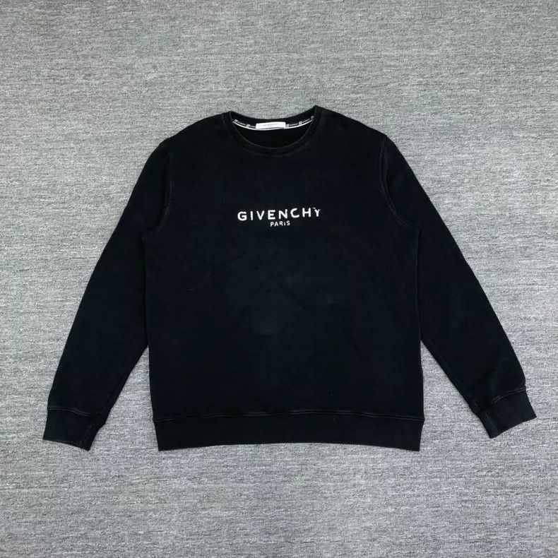 Givenchy Givenchy Black blurred damaged logo sweatshirt / size L Size US L / EU 52-54 / 3 - 1 Thumbnail
