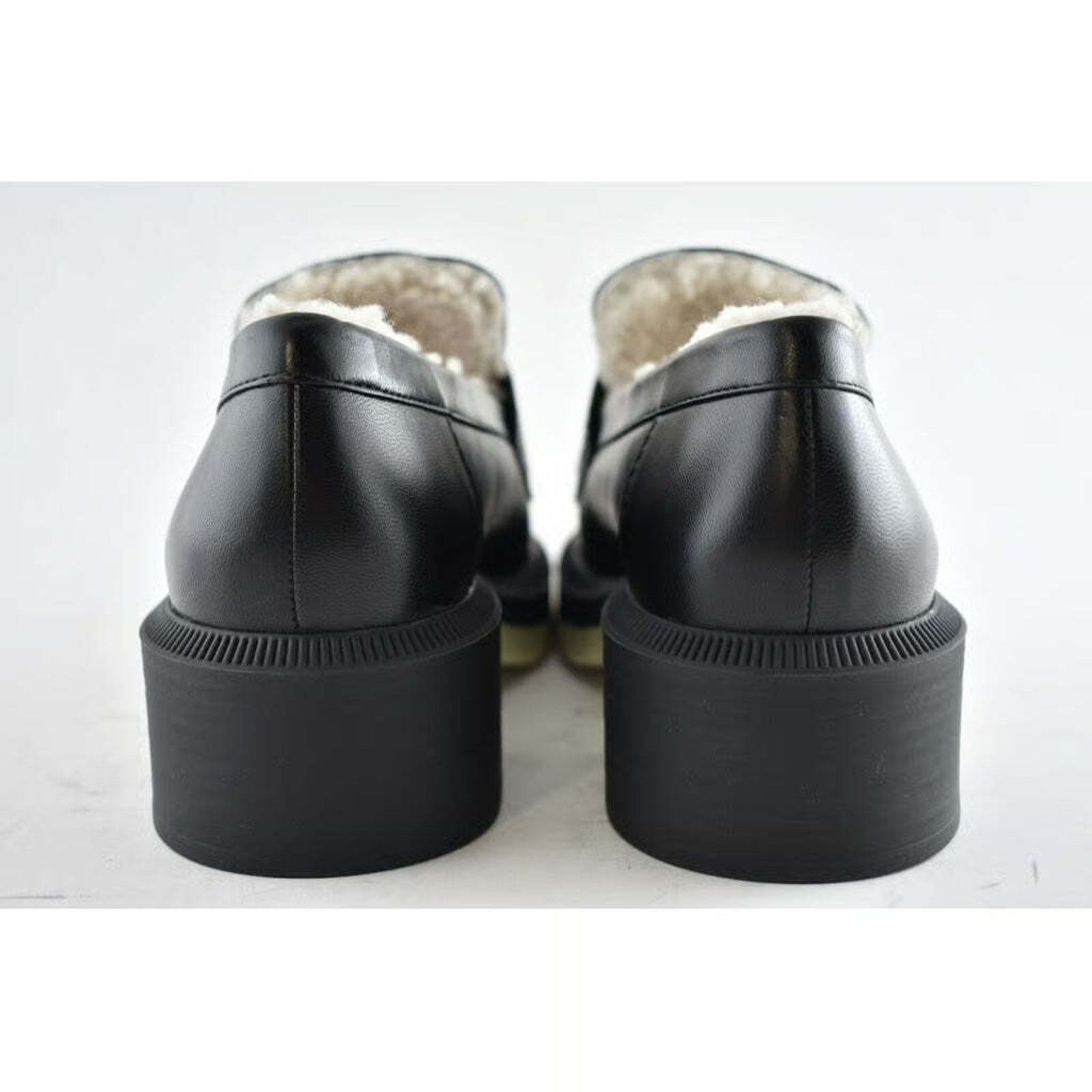 Chanel 21B Quilted Turnlock CC Shearling Fur Mule Flat Loafer 42 Size US 12 / IT 42 - 10 Thumbnail