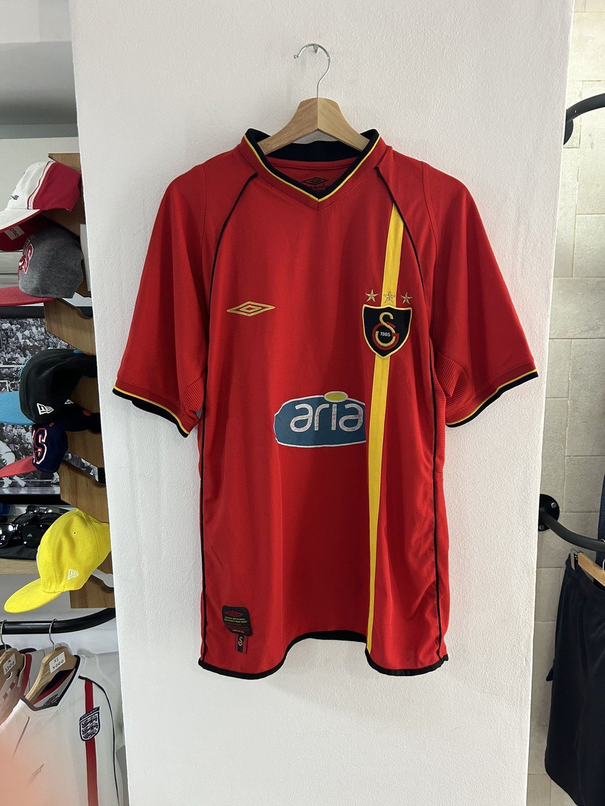 Umbro × Vintage 2002/03 Galatasaray away Kit Size US XL / EU 56 / 4 - 1 Thumbnail