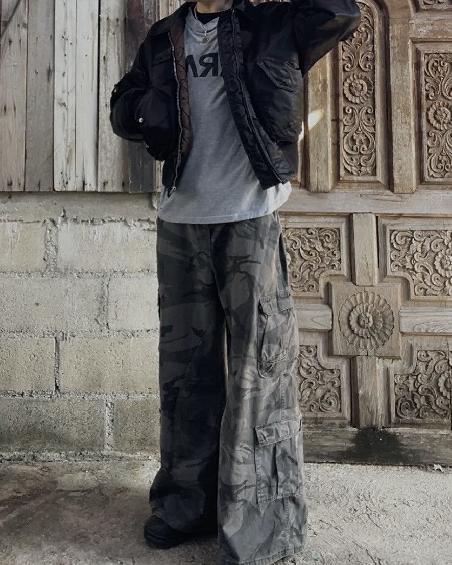 Other Wrangler Black Camo Baggy Size US 36 / EU 52 - 4 Thumbnail
