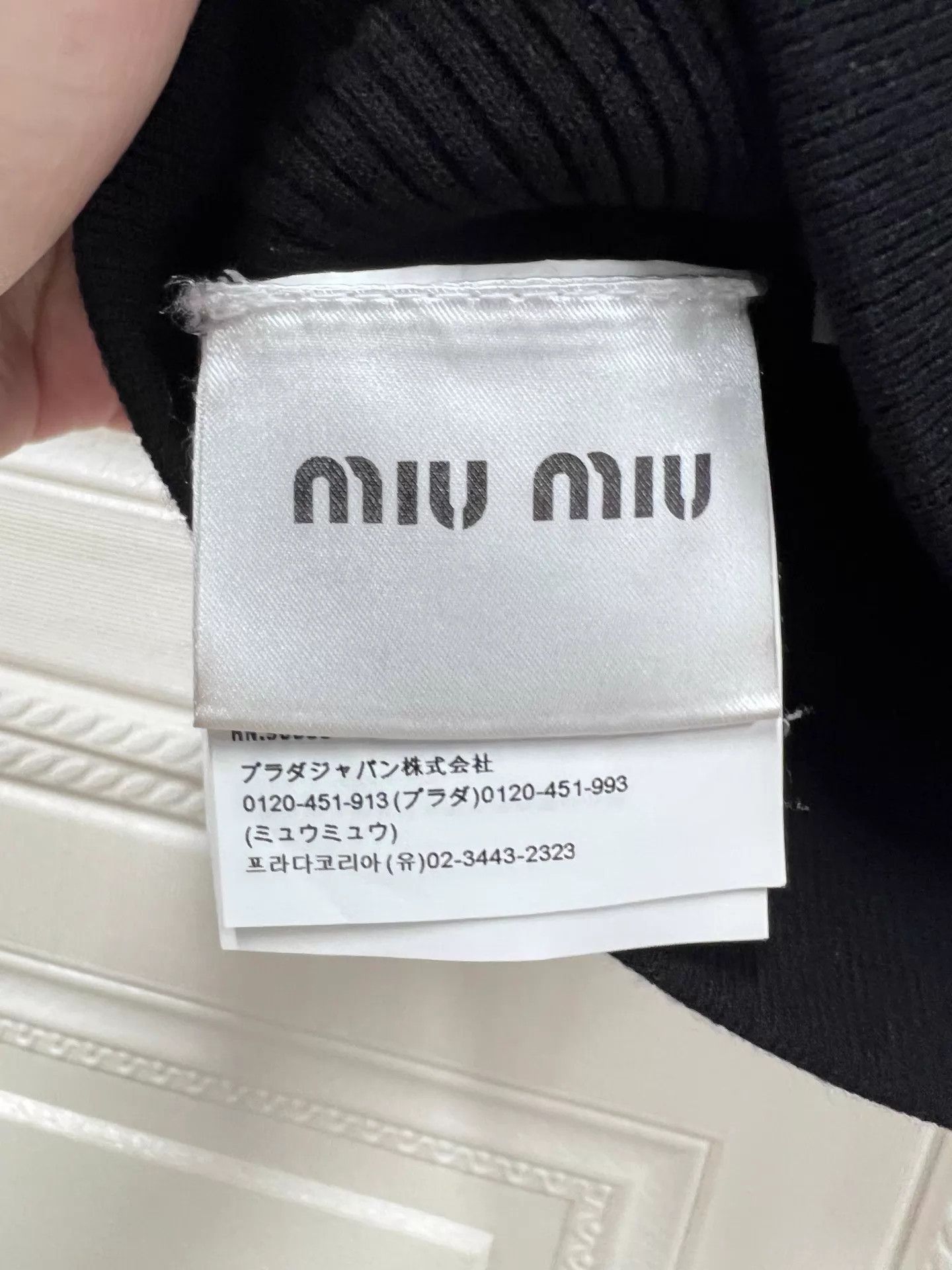 Miu Miu MIU MIU Women's Logo Print Camisole 36 99 New Size XS / US 0-2 / IT 36-38 - 4 Thumbnail