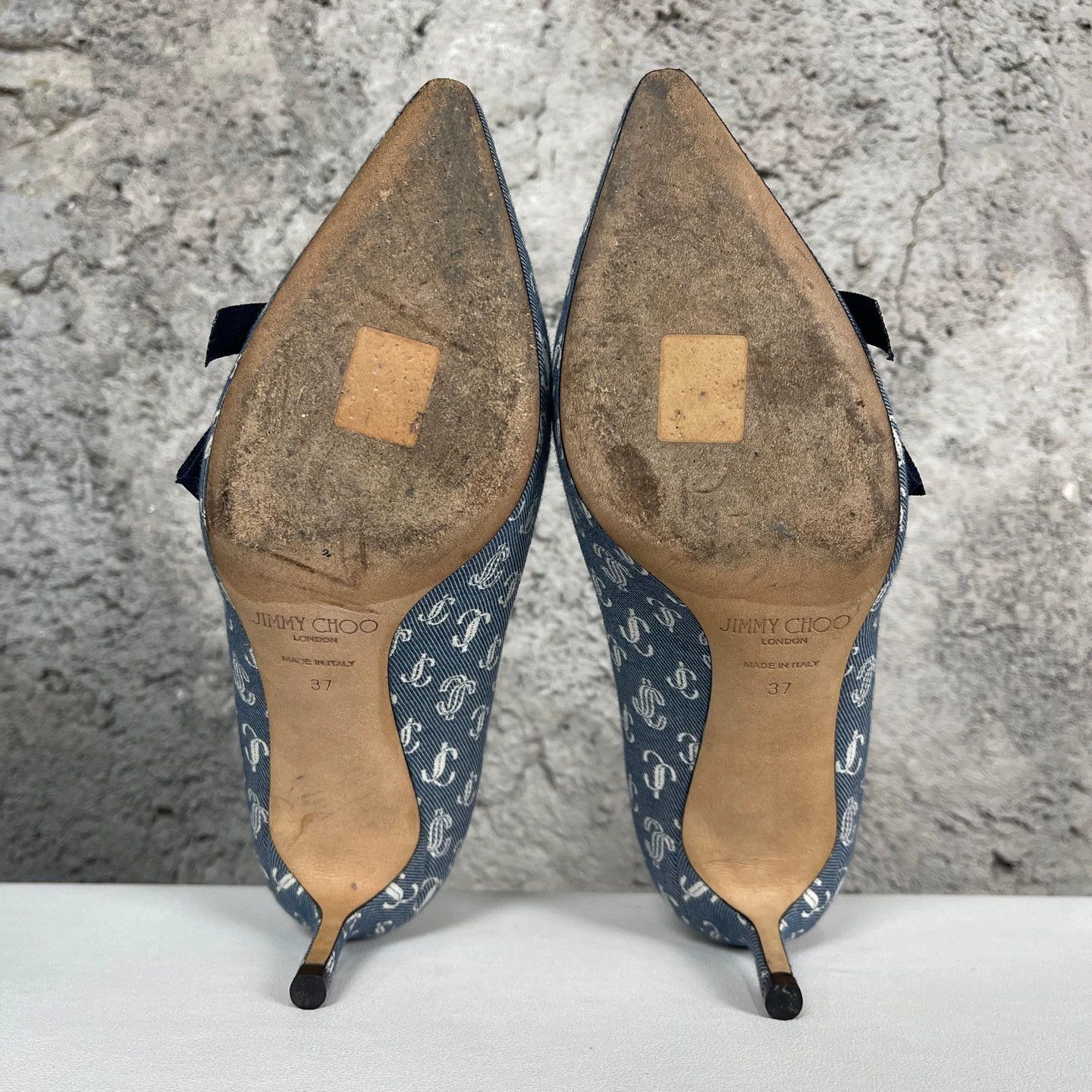 Jimmy Choo Jimmy Choo Denim Bow Heels 37 as is Size US 6.5 / IT 36.5 - 8 Thumbnail