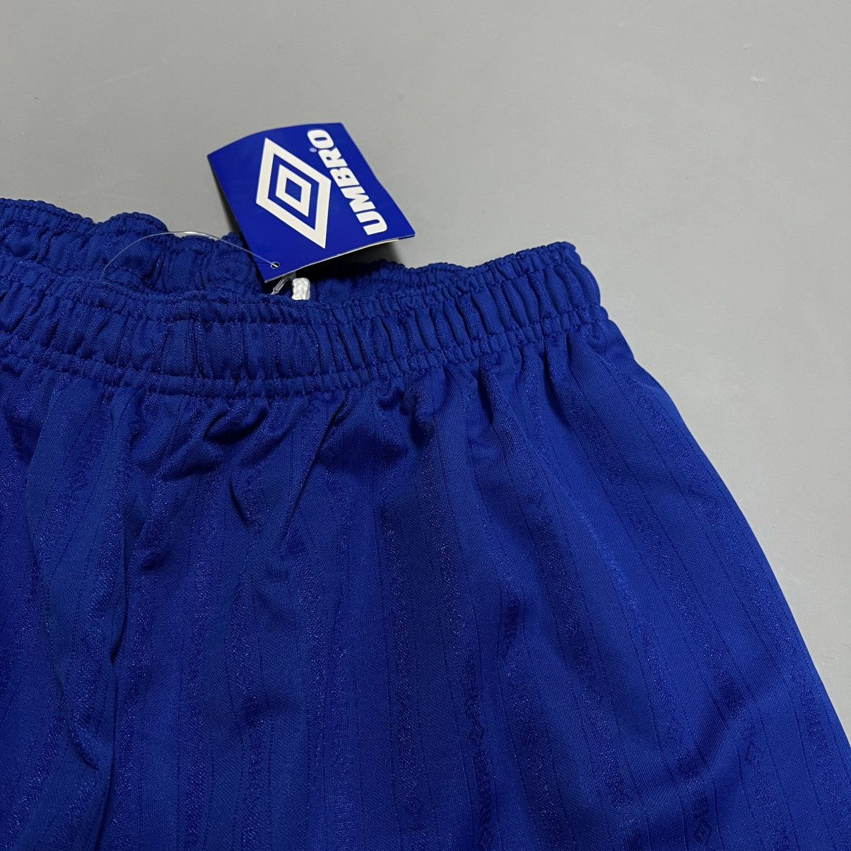 Umbro Umbro Vintage Soccer Shorts Football NEW with tags y2k Size US 32 / EU 48 - 7 Thumbnail