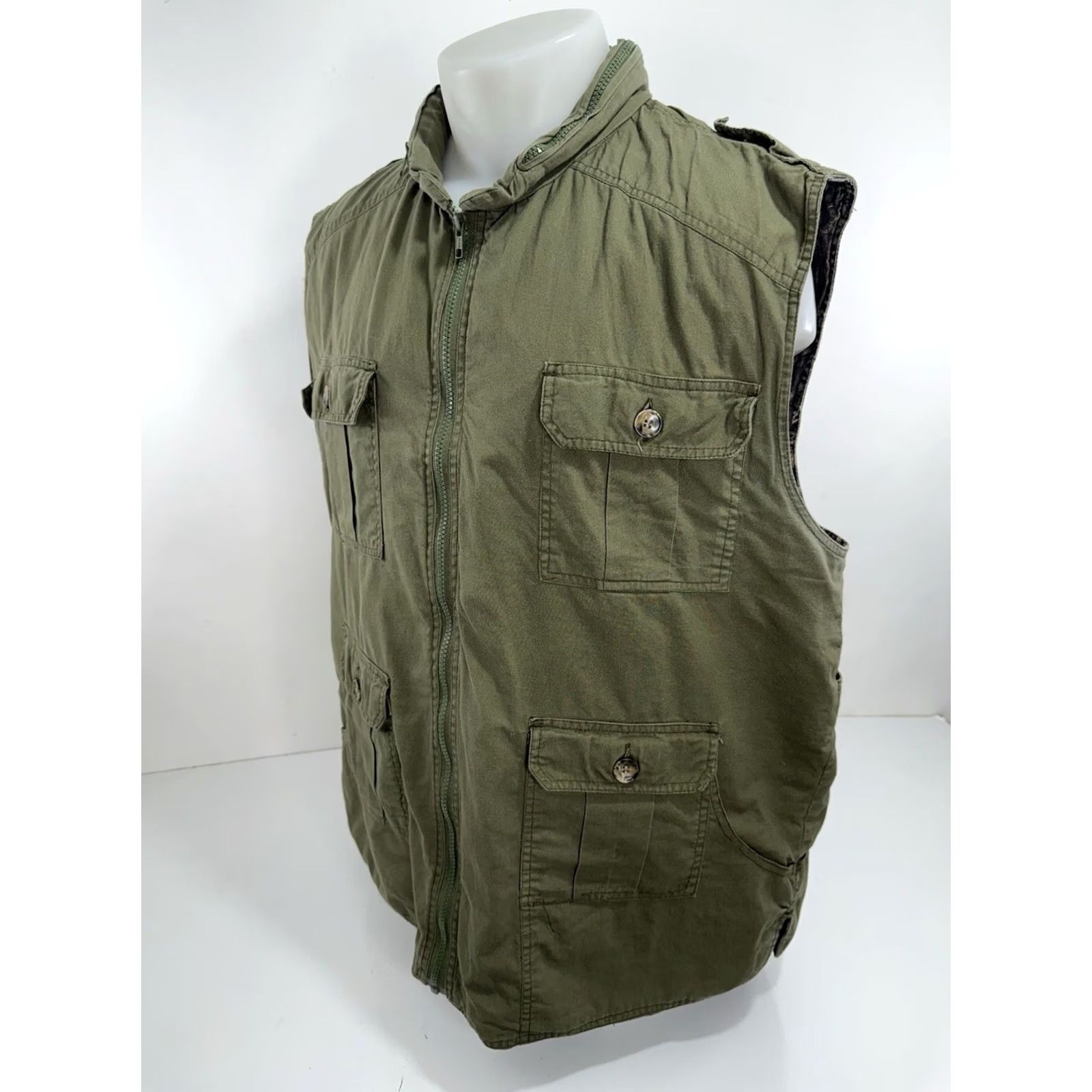 Vintage TAG SAFARI Hunting Vest XL Green Mens Clothing Camouflage Hunting Vest XL Men Tag Safari Shirt Jacket Style Size US XL / EU 56 / 4 - 2 Thumbnail