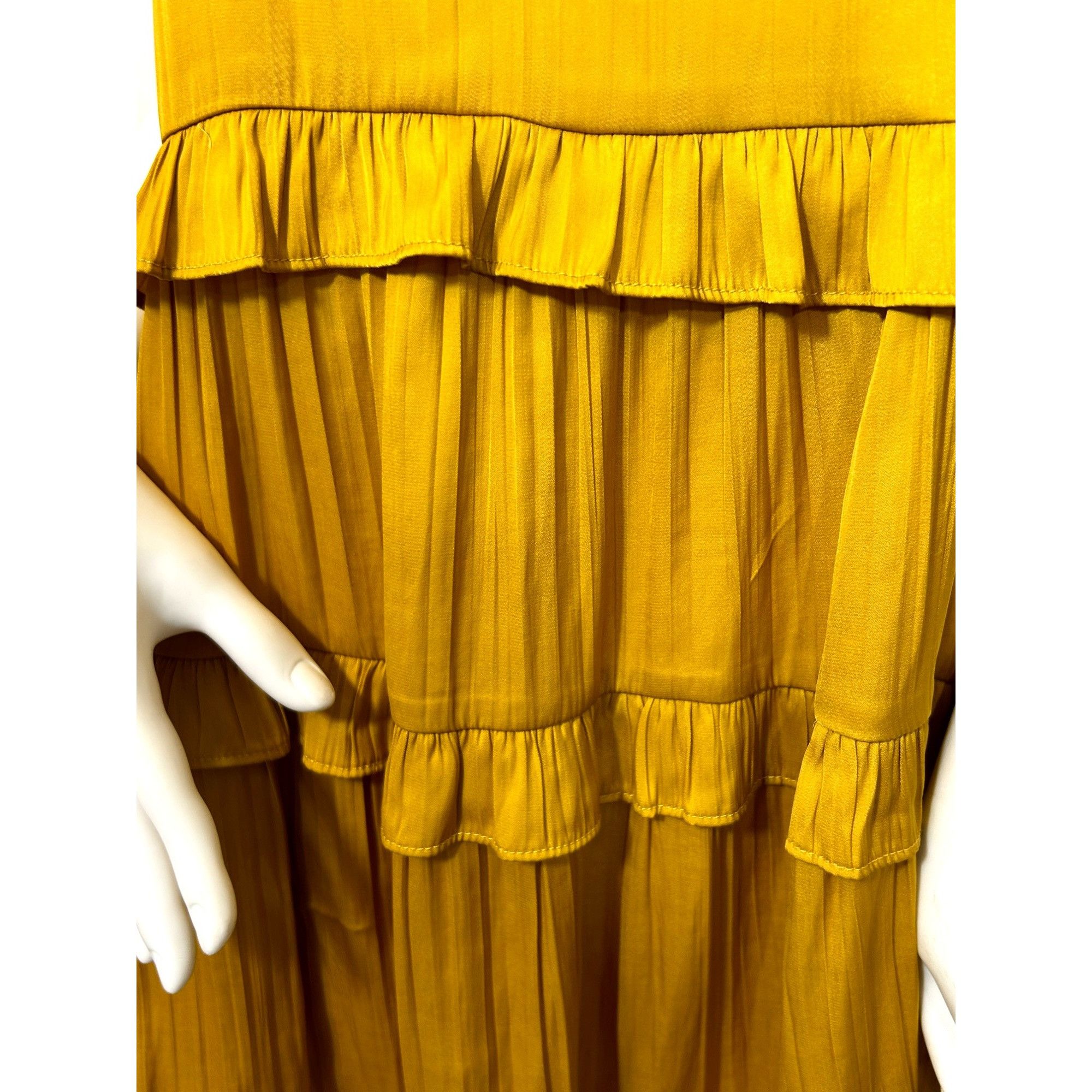Anthropologie Anthropologie Top M Honey Yellow Tiered Sleeveless Ruffles B Size M / US 6-8 / IT 42-44 - 12 Thumbnail
