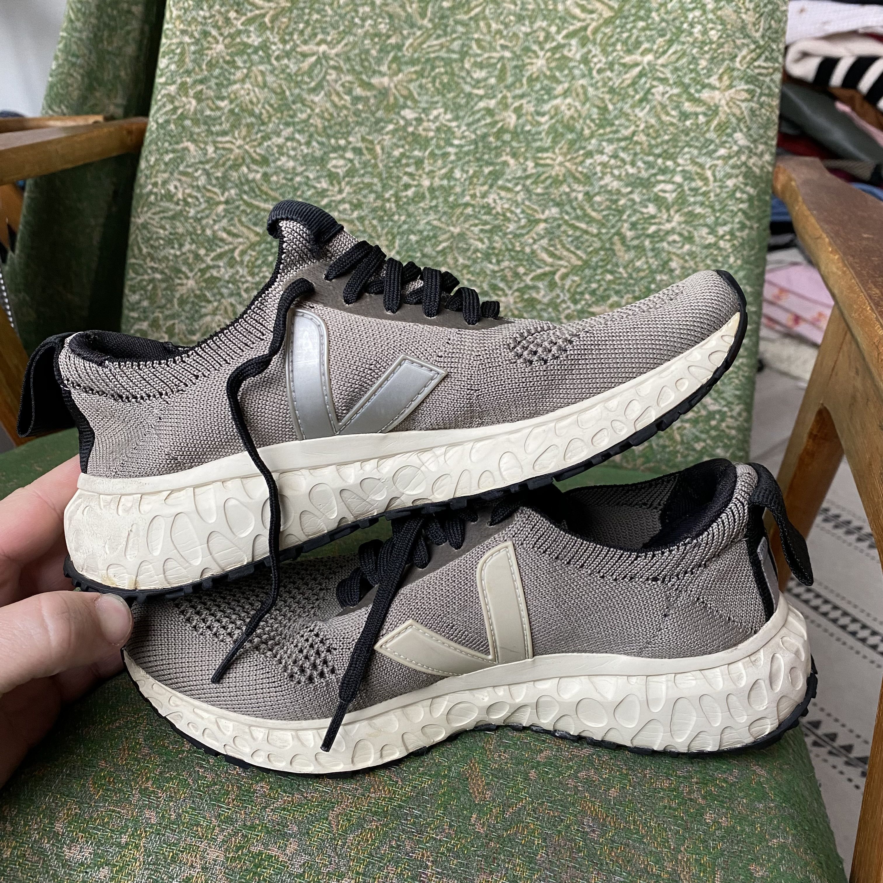 Rick Owens × Veja Rick Owens X Veja Grey Knit Running Sneakers Size US 5.5 / IT 35.5 - 7 Thumbnail