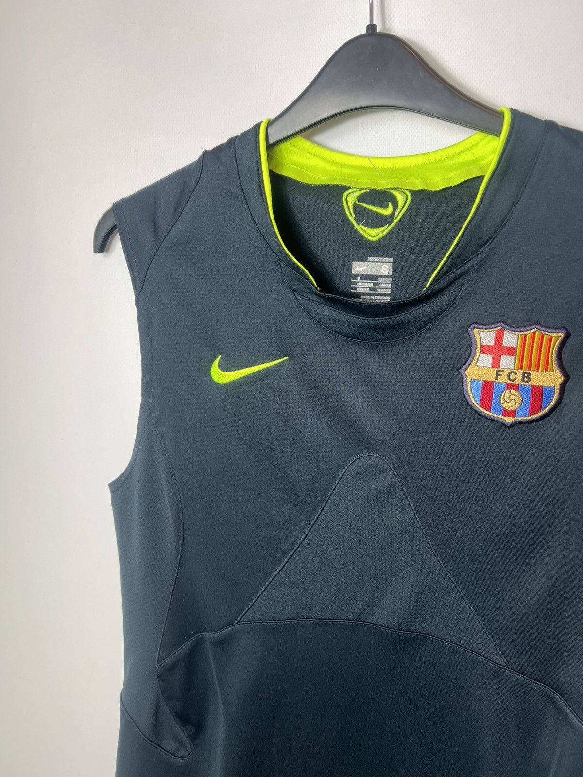 Nike Vintage 2007 Nike Fc Barcelona Soccer Football Tank Top Tee Size US S / EU 44-46 / 1 - 4 Thumbnail