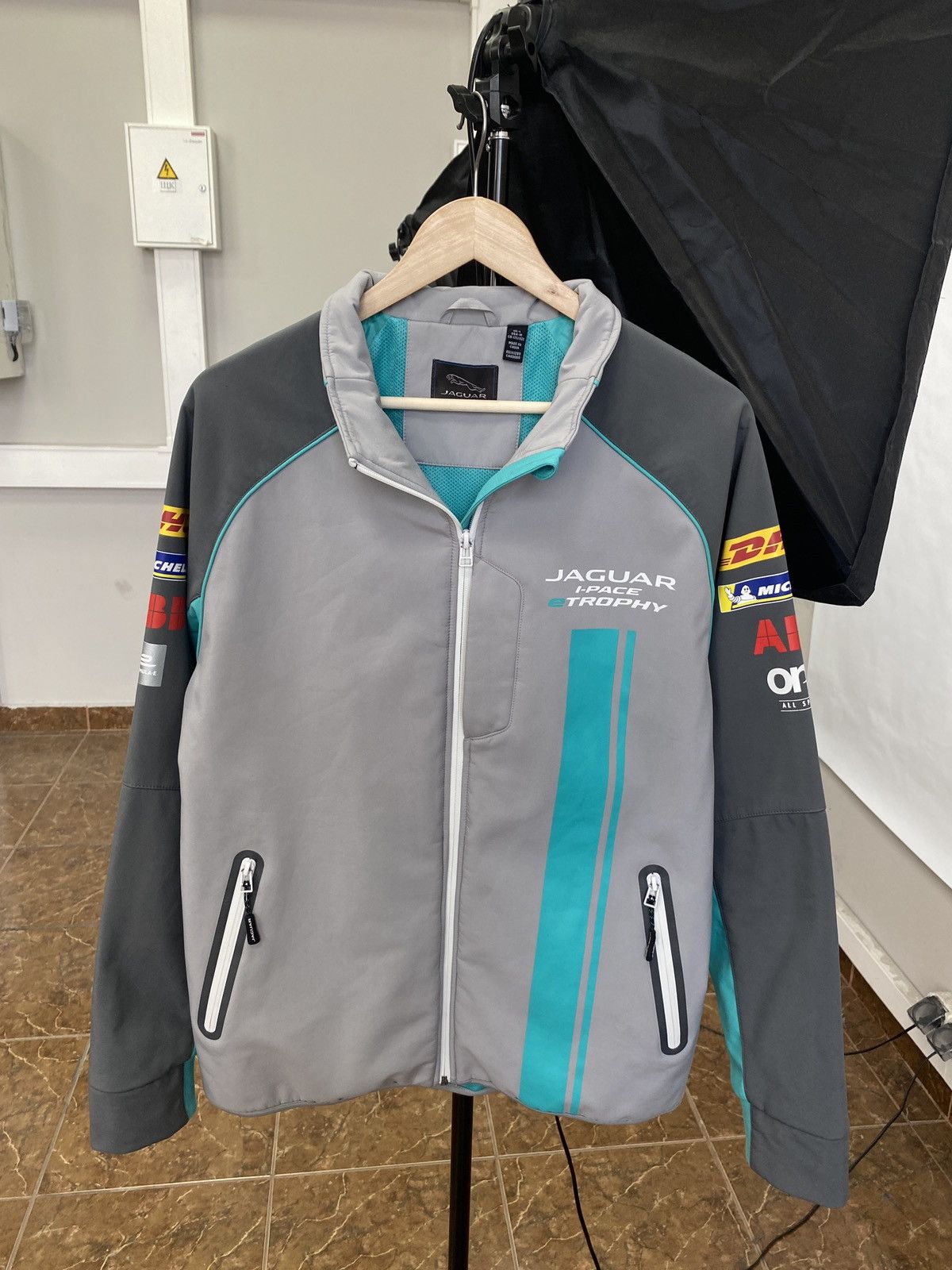 Formula 1 🇺🇸 Jaguar I Pace eTrophy Nascar Racing Jacket Rare Retro Size US M / EU 48-50 / 2 - 1 Thumbnail