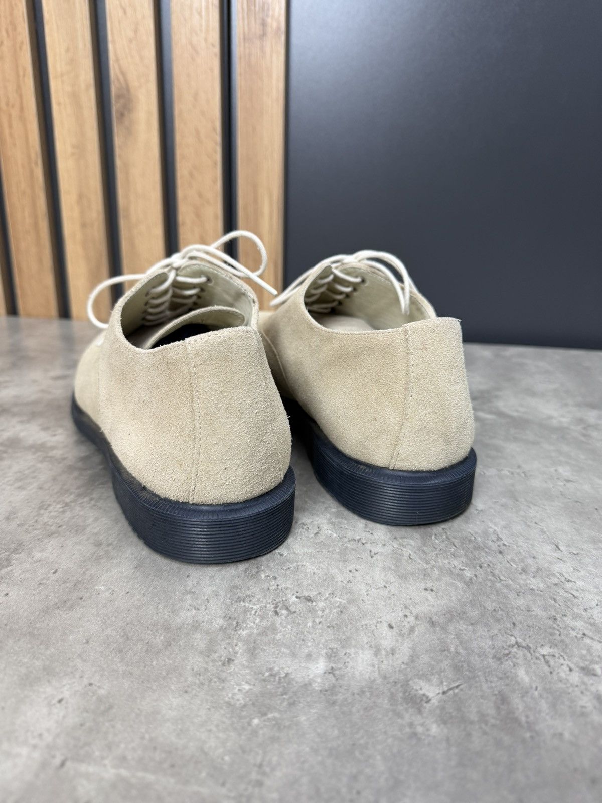 Dr. Martens Dr. Martens Henley Suede Derby Shoes Beige EU 43 US 10 Size US 9 / EU 42 - 5 Thumbnail