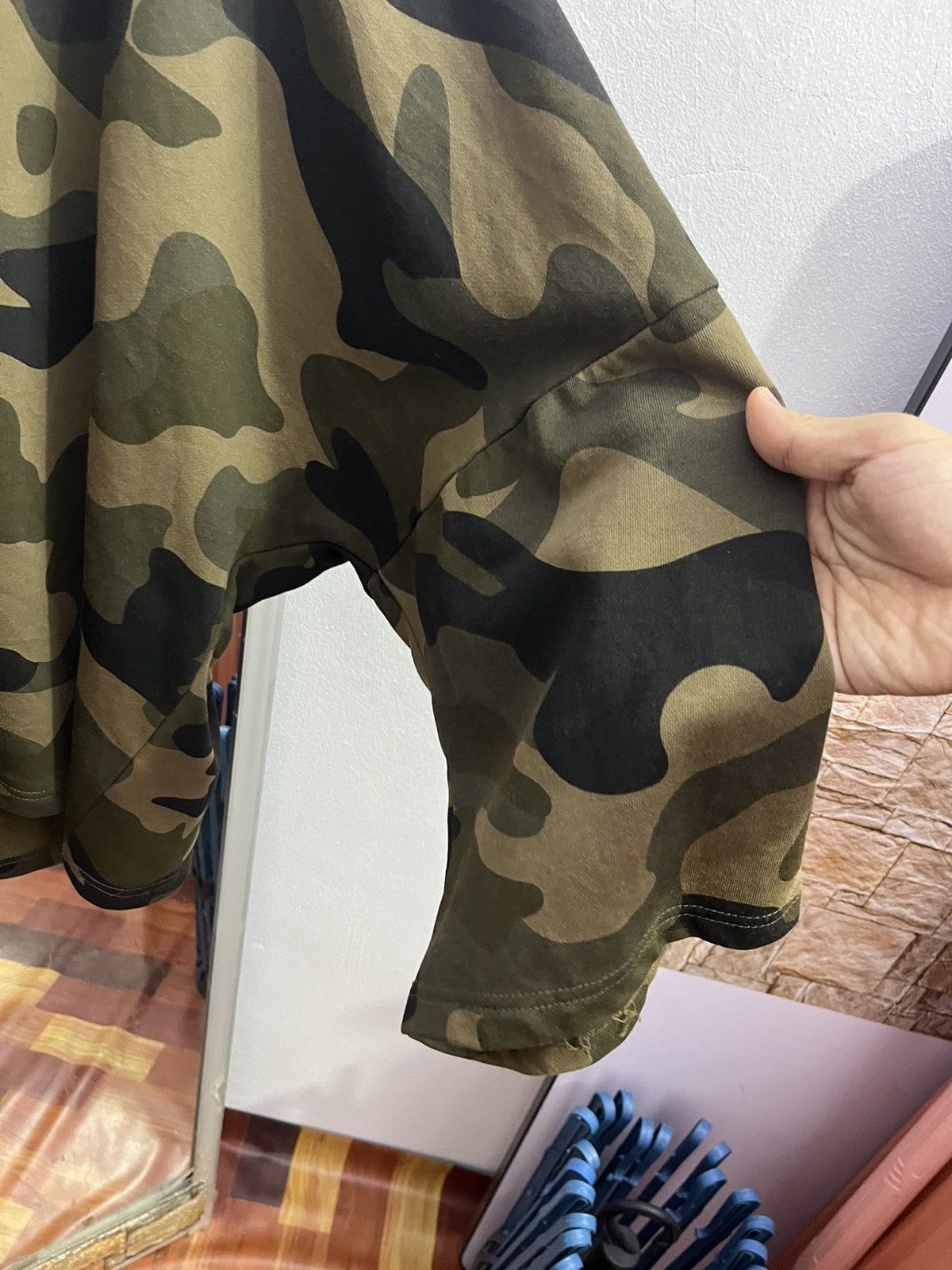 Japanese Brand H/S Designed By Rei Japan Camo Poncho Hoodie Size US L / EU 52-54 / 3 - 5 Thumbnail