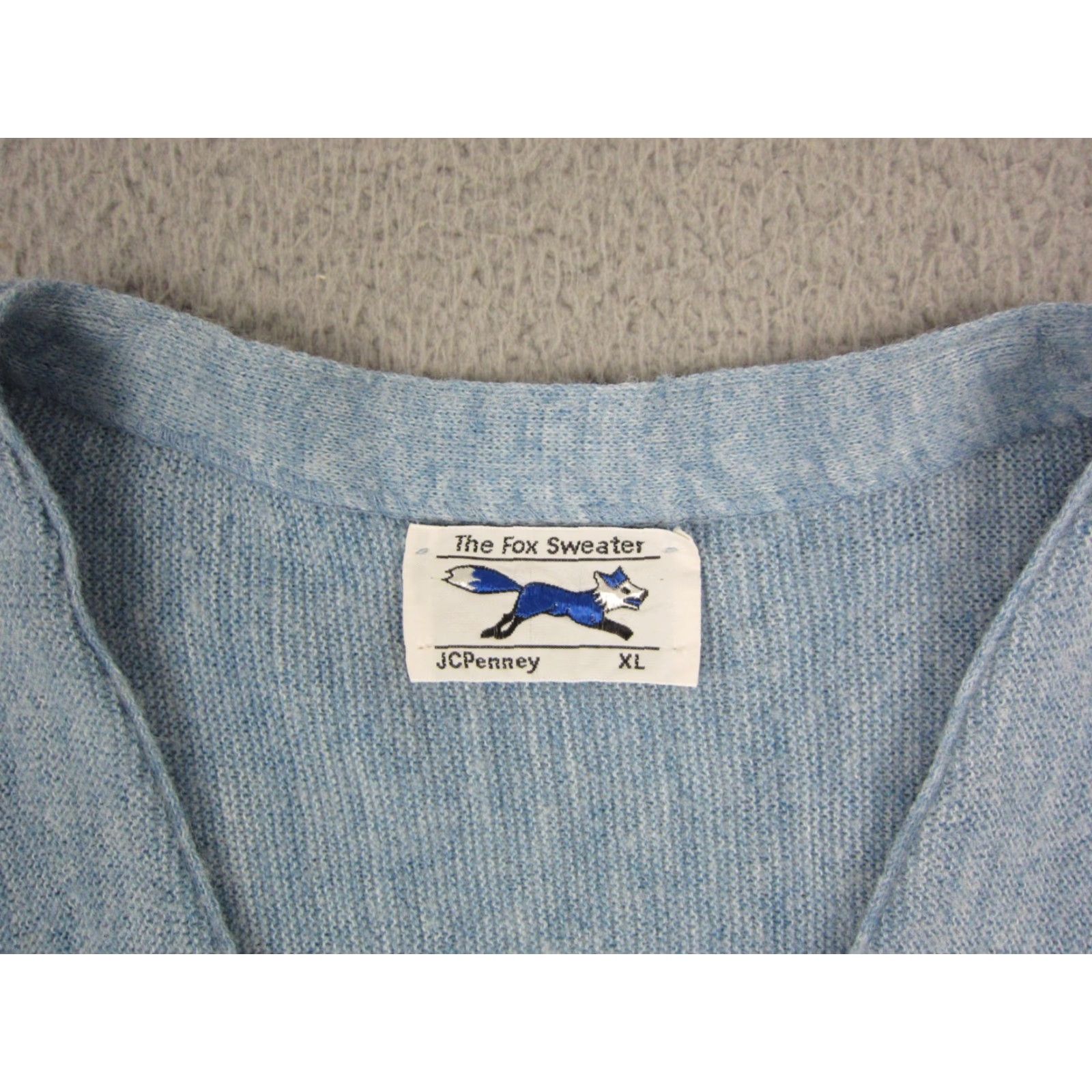 JCPenney VINTAGE J.C. Penney Cardigan Mens XL Sweater Blue 50s 60s Classic 80s 90s All Seasons Knit Long Sleeve V-Neck Button Logo Regular Size US XL / EU 56 / 4 - 6 Thumbnail