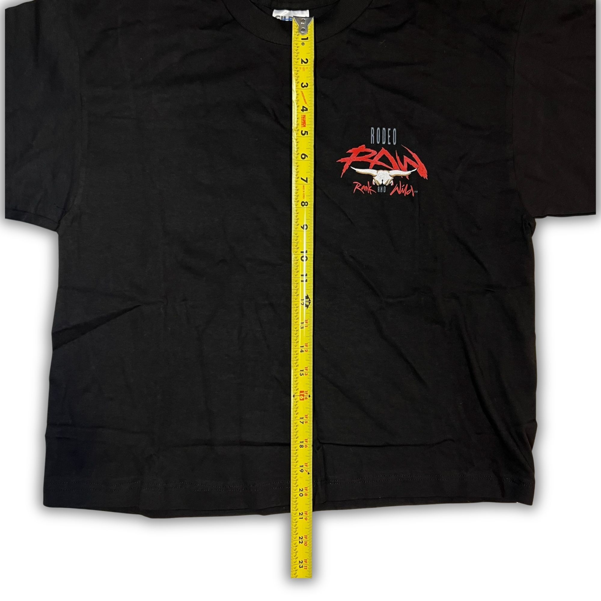 Gildan Black Gildan Rodeo Raw "Im The Cowgirl" Graphic T-Shirt Size Size US L / EU 52-54 / 3 - 5 Thumbnail