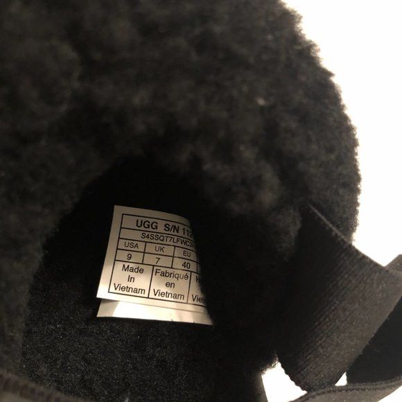 Ugg UGG WOMEN'S NEW BLACK SANDALS SIZE: 9 Size US 9 / IT 39 - 7 Thumbnail