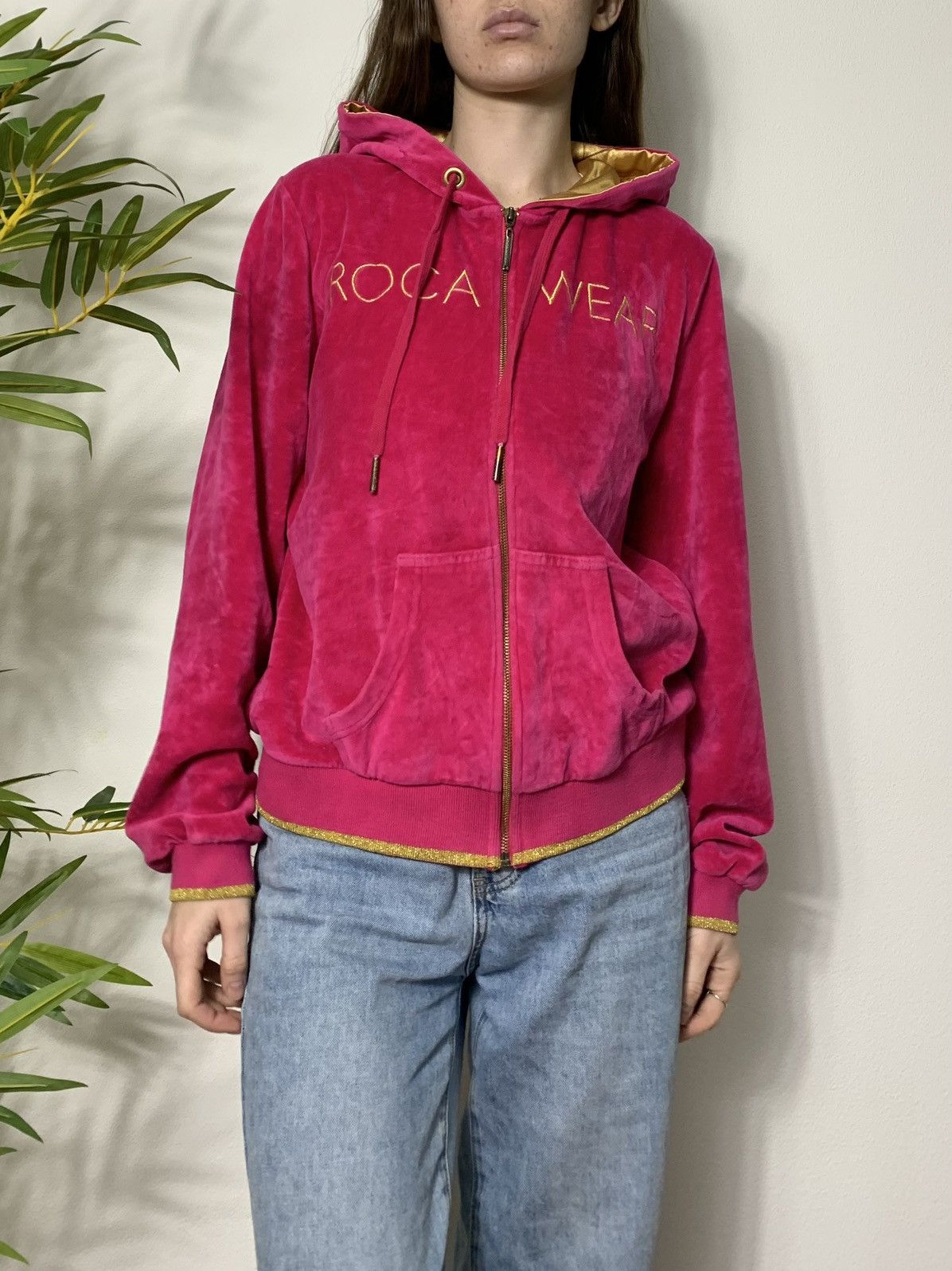 Rocawear VINTAGE ROCA WEAR RAP STYLE VELOUR ZIP UP HOODIE Size M / US 6-8 / IT 42-44 - 4 Thumbnail