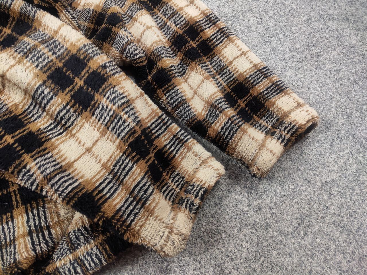 Aquascutum Vintage Aquascutum Zip-Up fleece brown check Sherpa jacket Size US L / EU 52-54 / 3 - 12 Thumbnail