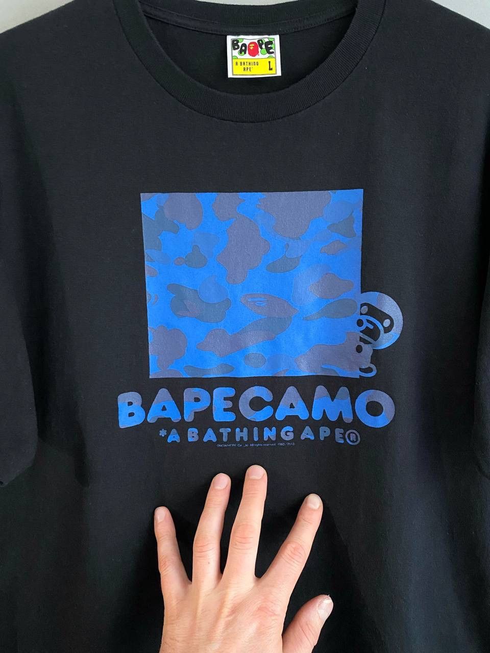 Bape Bape A Bathing Ape Blue Camo Print Black T-Shirt, Size L Size US L / EU 52-54 / 3 - 4 Thumbnail