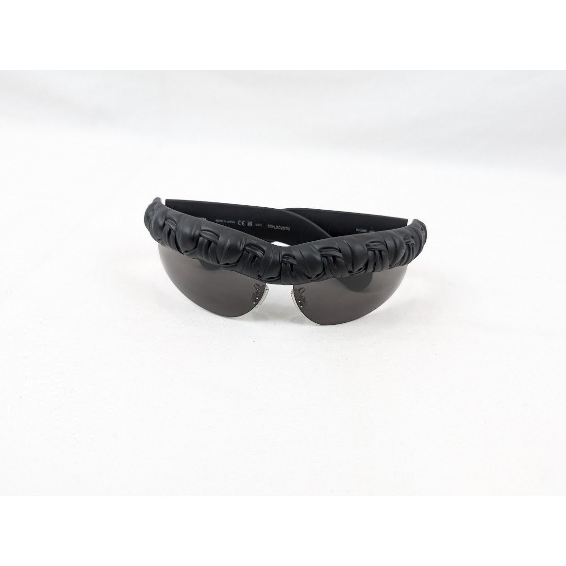 Bottega Veneta o1rshd1 Size: XL / Sunglasses Case Medium in Black Size ONE SIZE - 1 Thumbnail