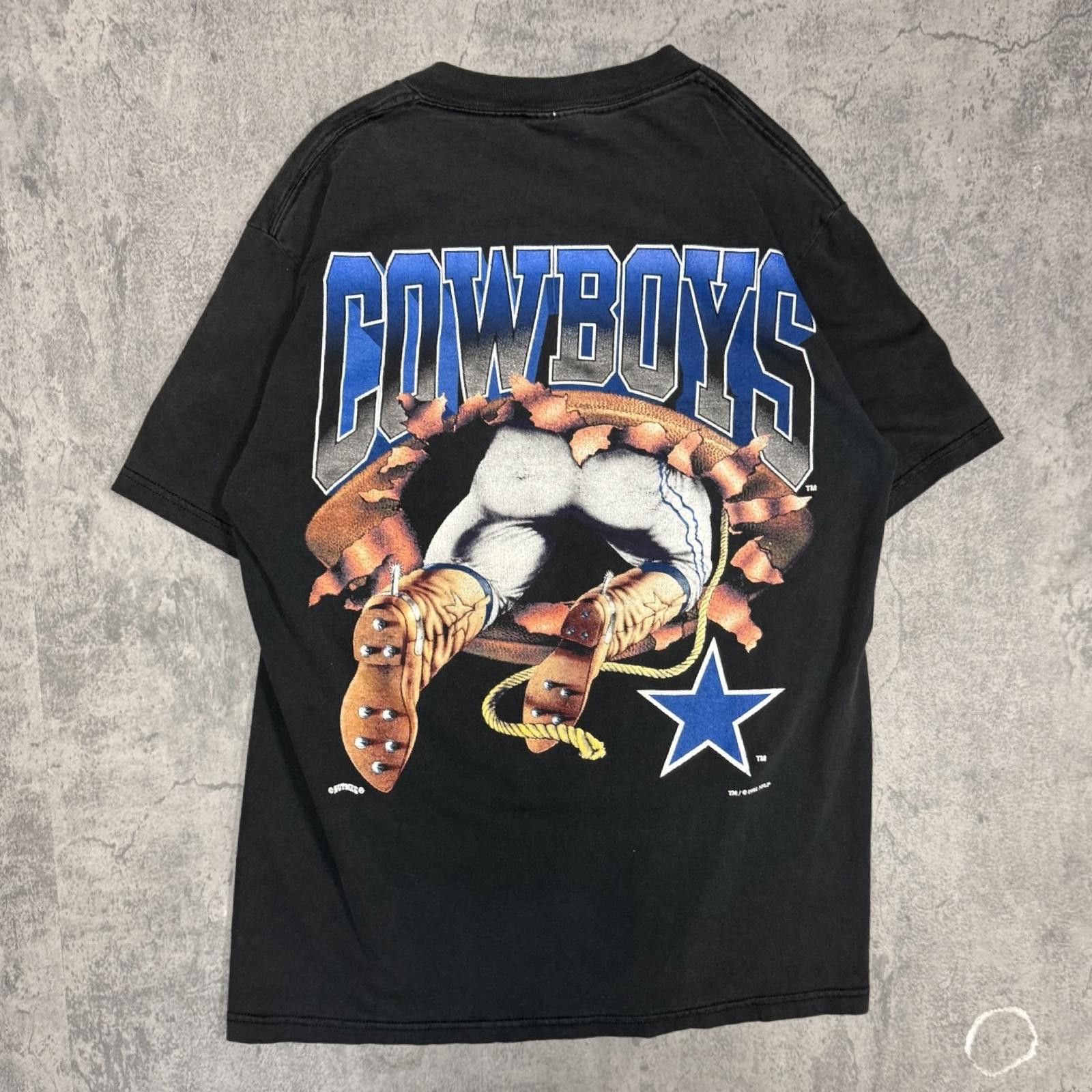 Nutmeg 1995 Dallas Cowboys Breakthrough -- M -- Size US M / EU 48-50 / 2 - 2 Thumbnail