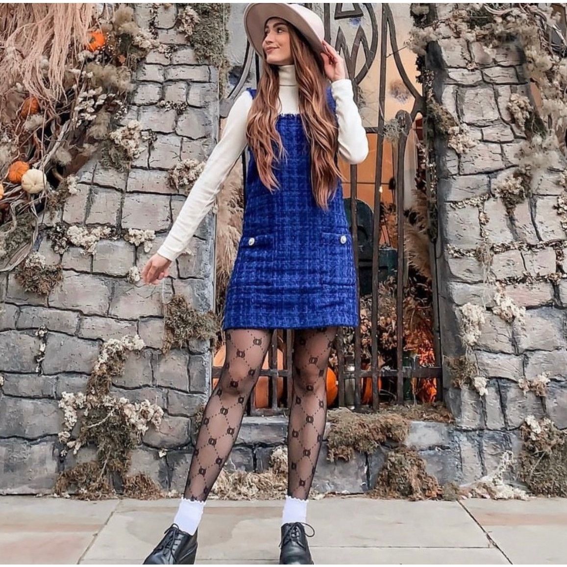 Zara ZARA BLOGGER FAVORITE TEXTURED PINAFORE DRESS BLUE Size XS / US 0-2 / IT 36-38 - 2 Thumbnail