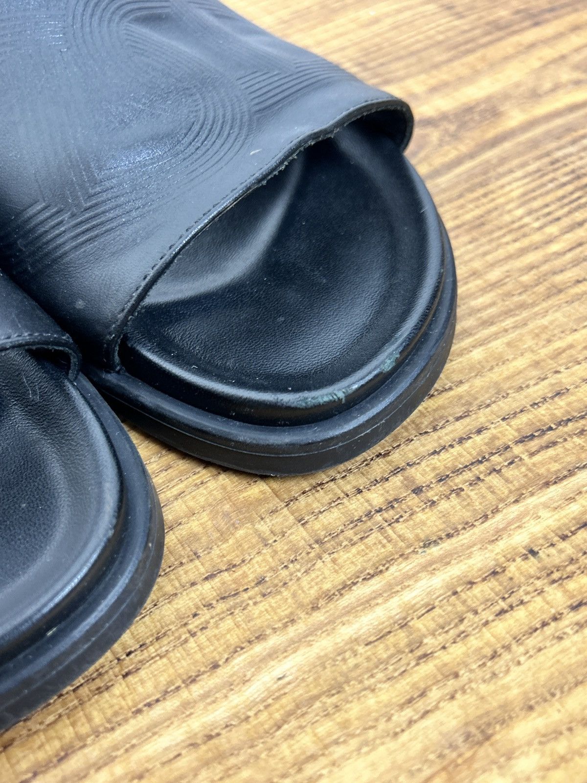 Hermes Hermes Biarritz Calfskin Leather Sandals 44 Black Size US 10.5 / EU 43-44 - 4 Thumbnail