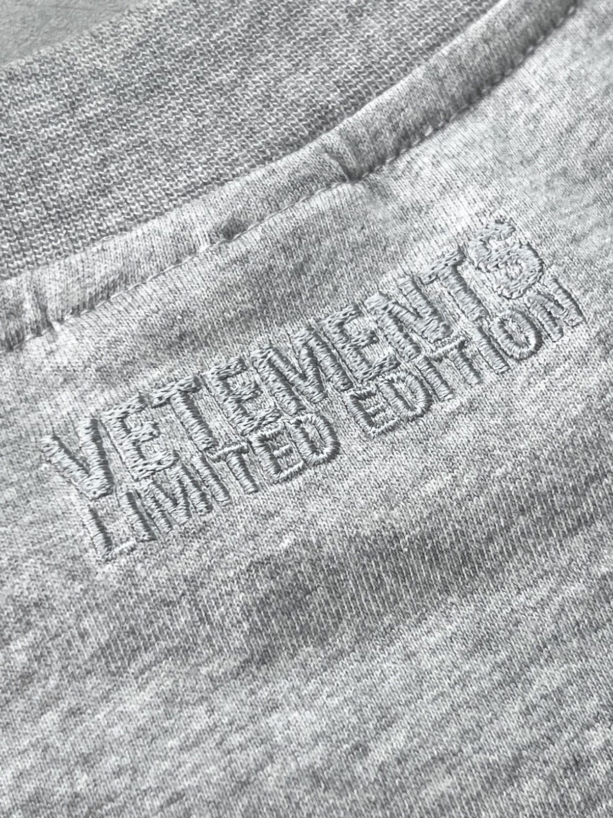 Vetements ❤️‍🔥 2018 I LIKE LONG WALKS - LONELY HEARTS / WANT TO DATE ME? Size US L / EU 52-54 / 3 - 15 Thumbnail
