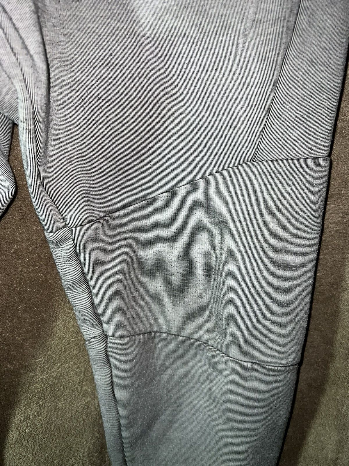 Nike Men’s Nike Tech Fleece Jogger Sweatpants Grey Size Medium Size US 30 / EU 46 - 4 Thumbnail