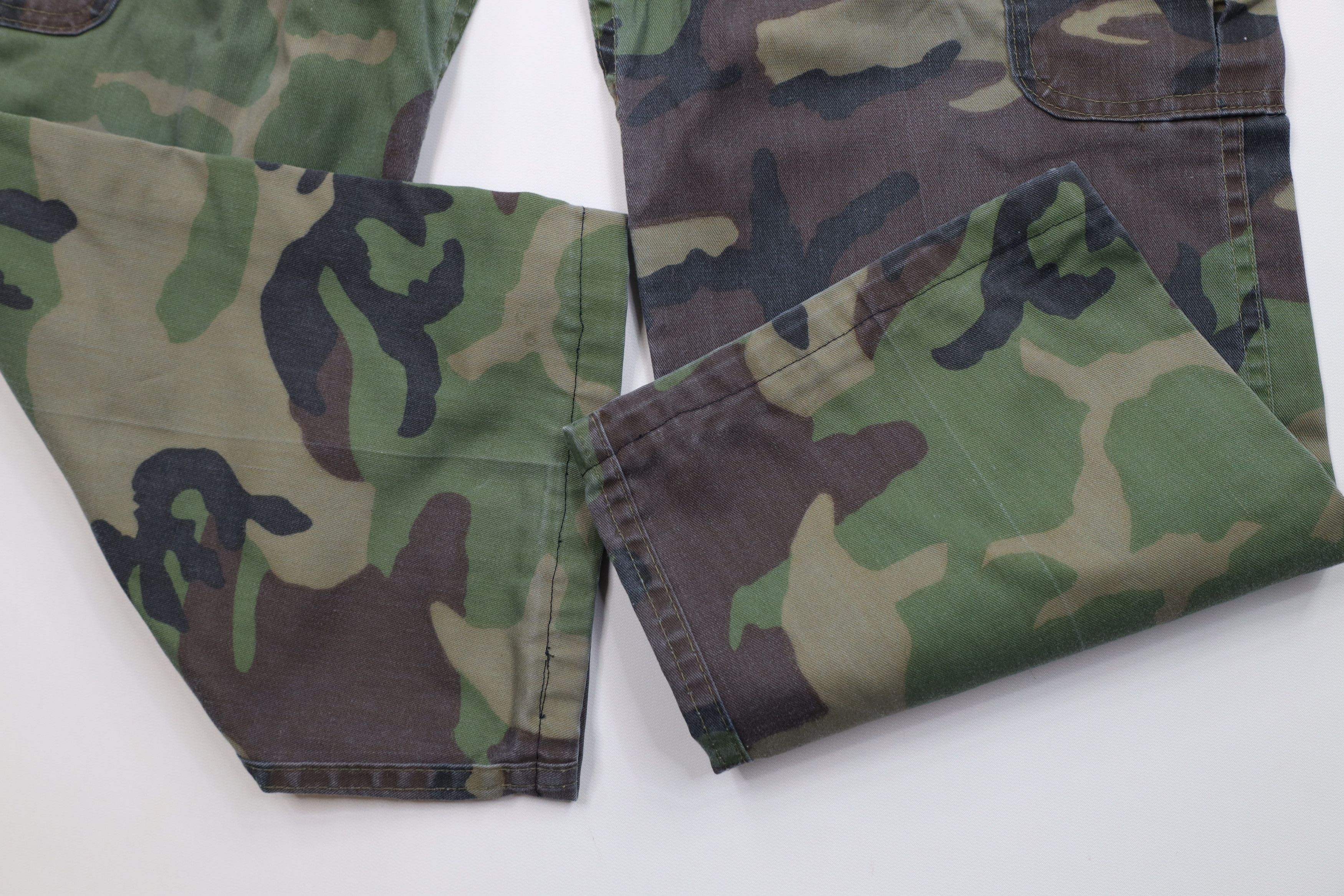 Vintage Vintage 70s 80s Streetwear Wide Leg Camouflage Utility Pants Size US 32 / EU 48 - 7 Thumbnail
