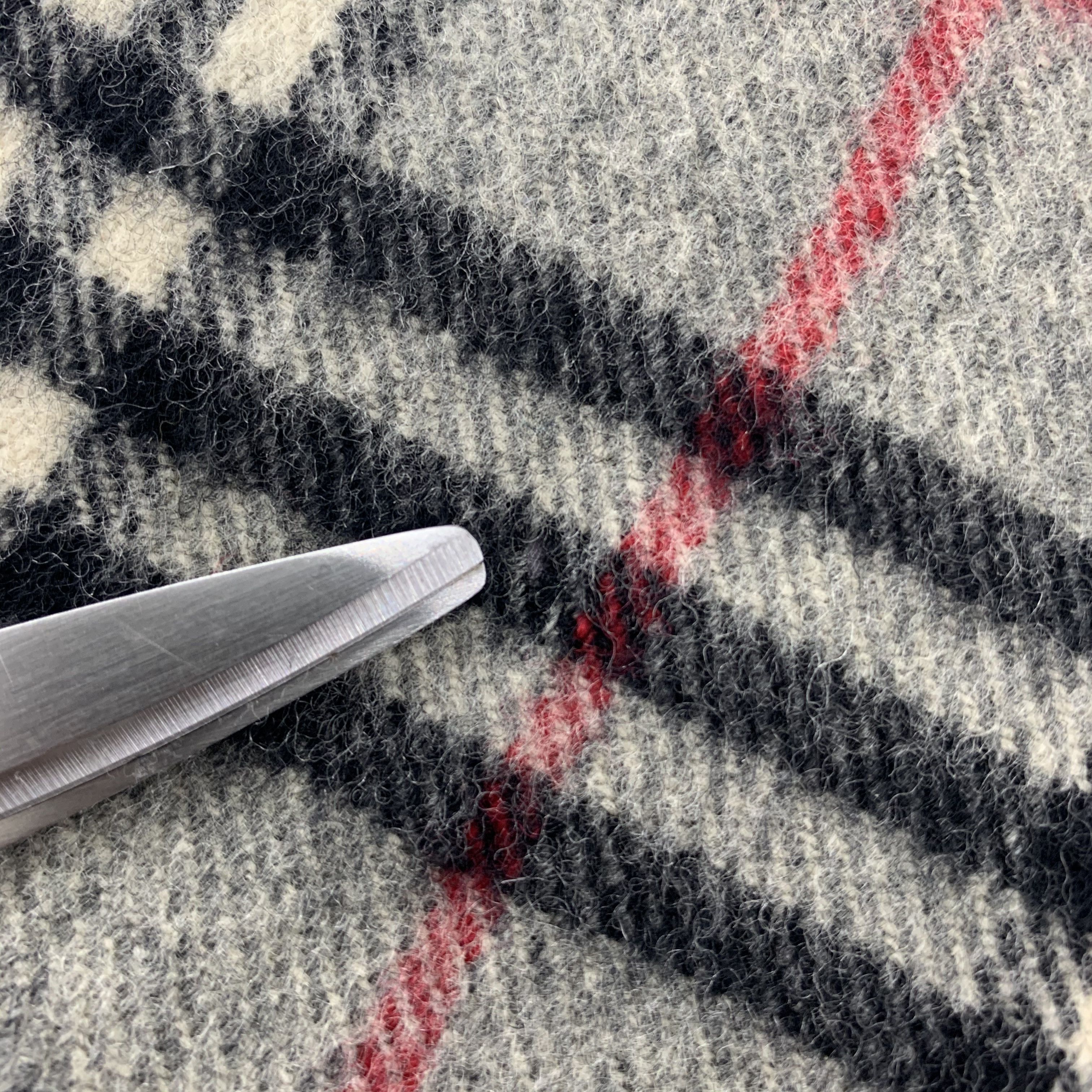 Burberry Burberry Scarf Wool Muffler Neck Wrap BL5072 Size ONE SIZE - 7 Thumbnail