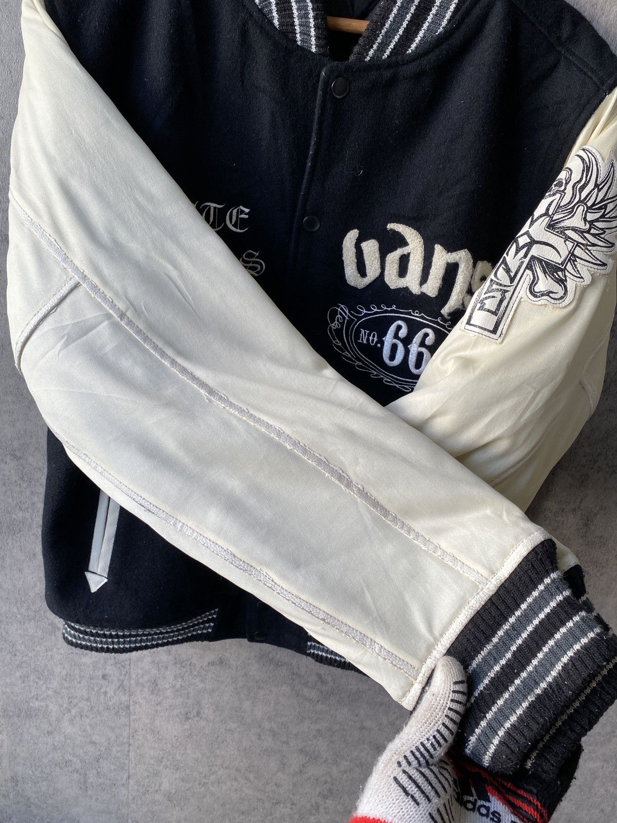 Japanese Brand × Santa Cruz Skateboards × Vans Y2K Vans Japan Skateboards Classic Varsity Jacket Size US L / EU 52-54 / 3 - 11 Thumbnail