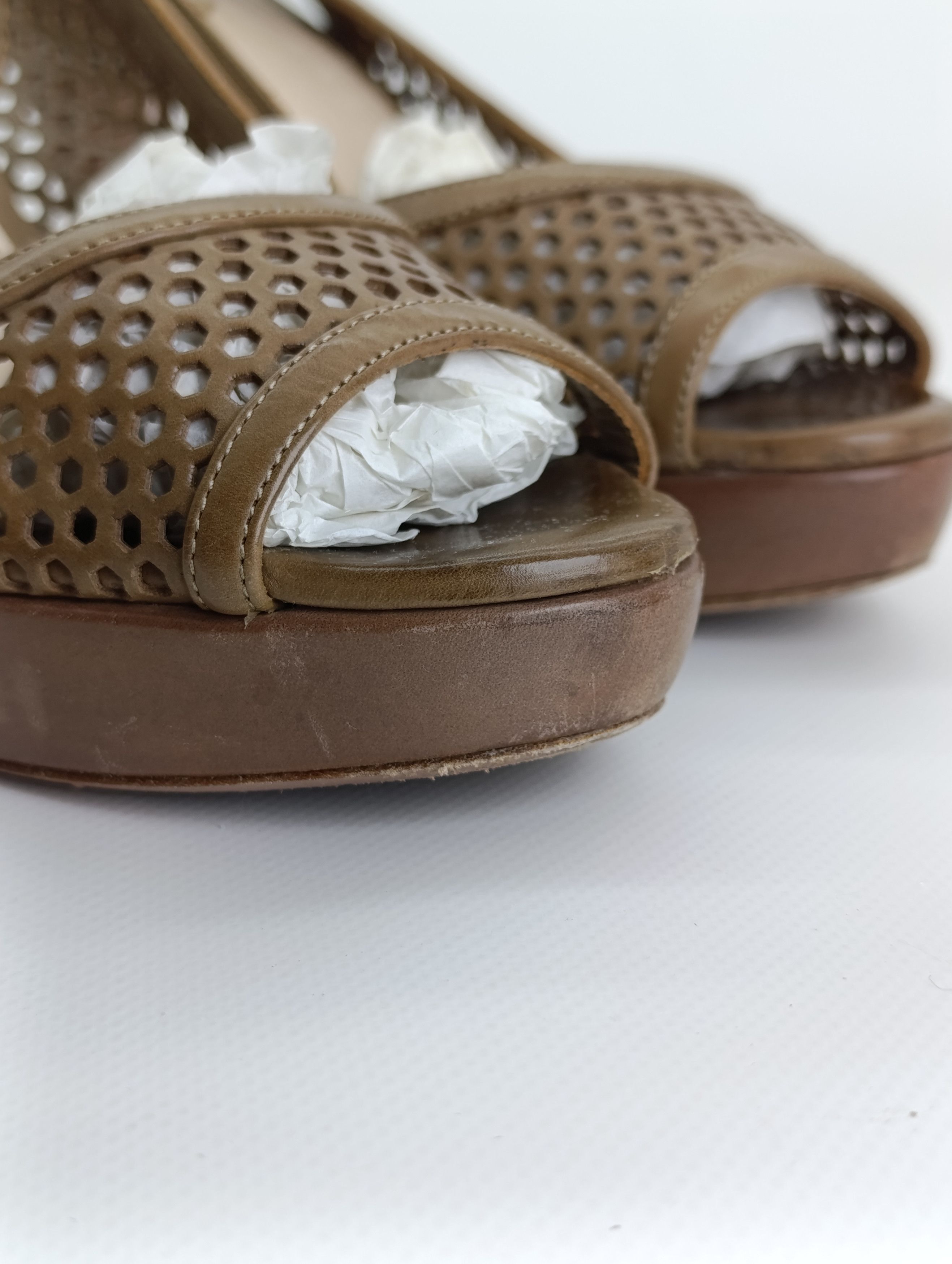 Prada PRADA TORTILLA LEATHER LASER CUT SLINGBACK SANDALS Size US 10.5 / IT 40.5 - 14 Thumbnail