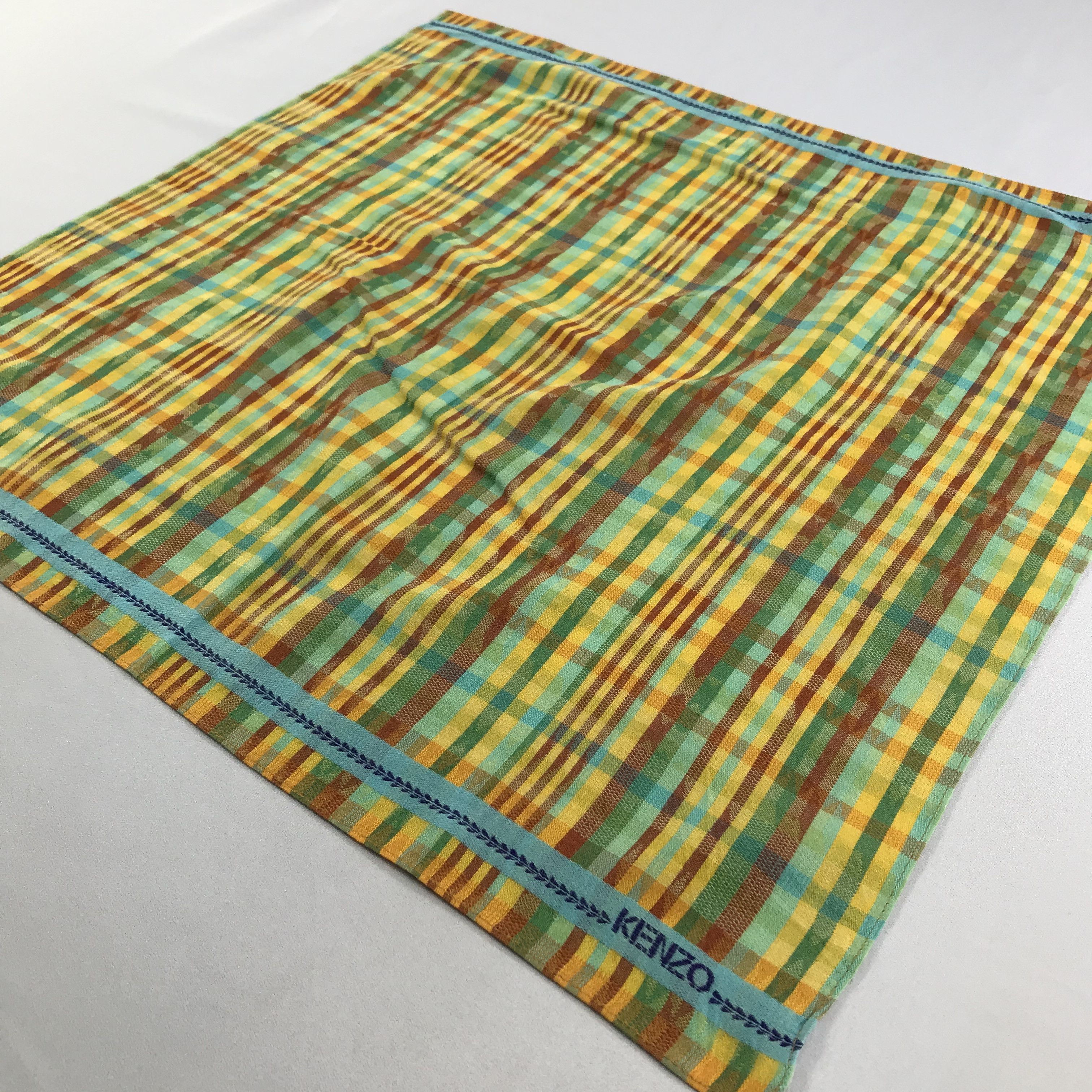 Kenzo × Vintage Kenzo Bandana / Handkerchief / Neckerchief - S2638 Size ONE SIZE - 2 Thumbnail