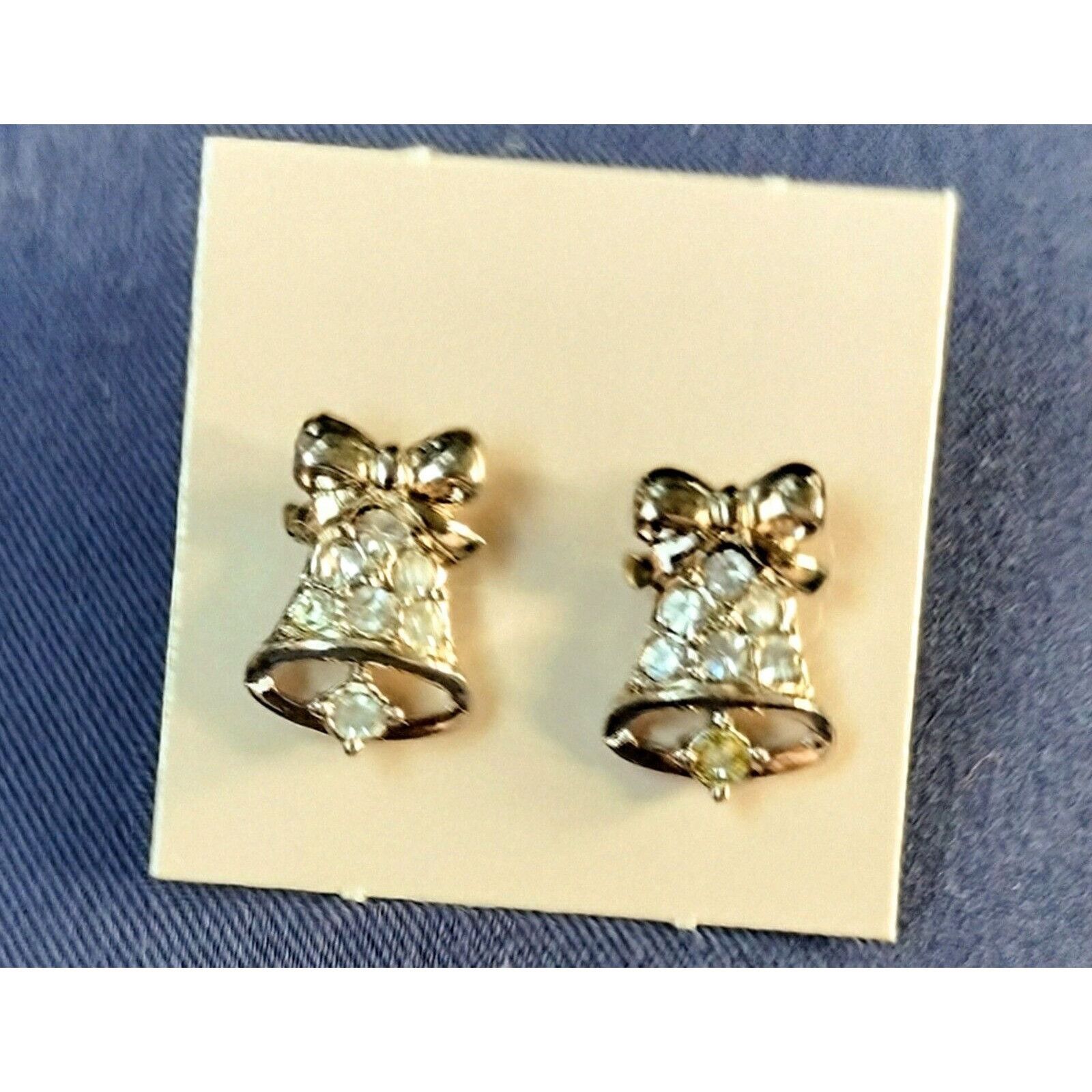 Vintage Vintage Avon 1991 Pierced Earrings Jingle Bells Christmas Si Size ONE SIZE - 6 Thumbnail