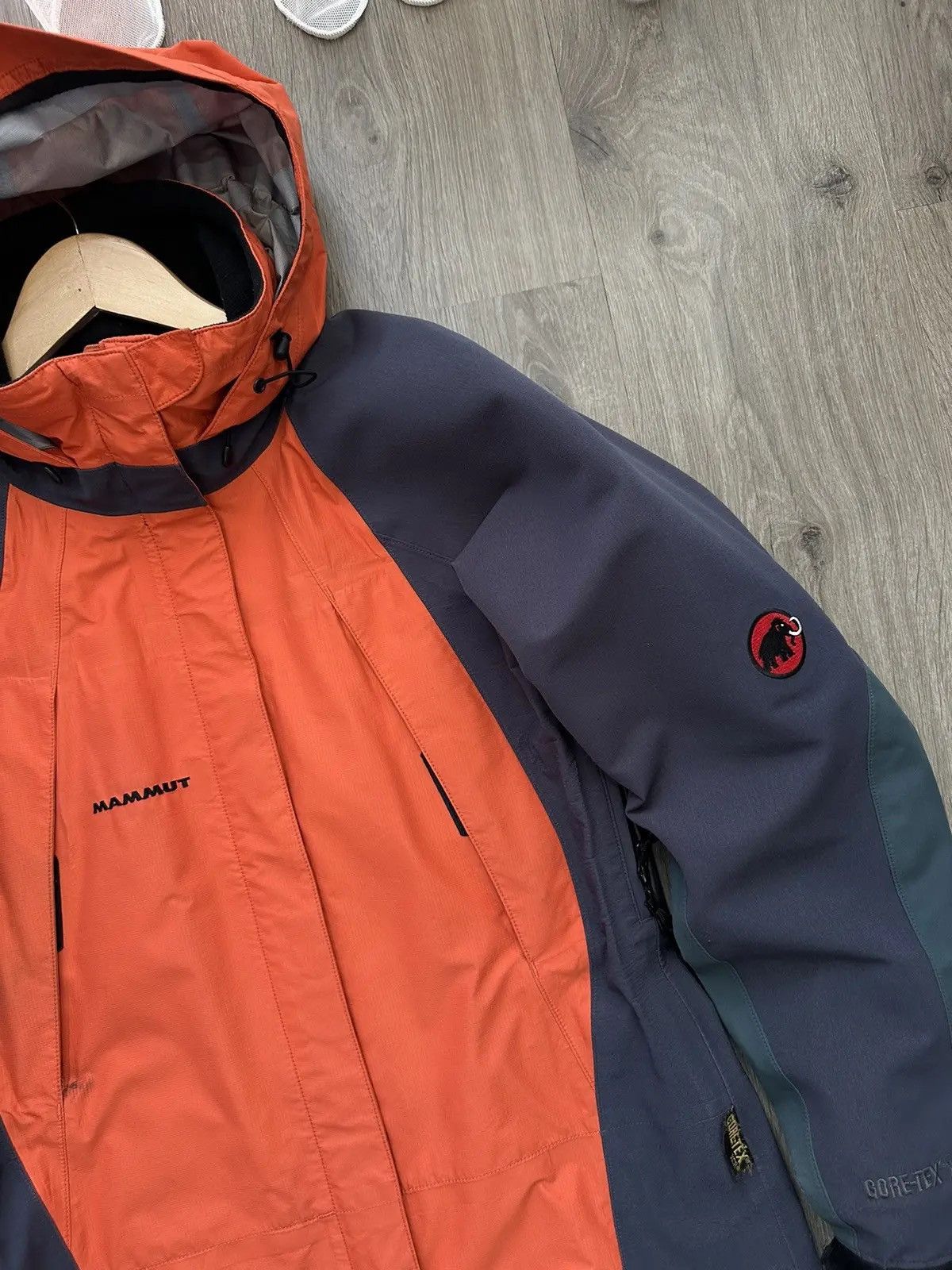 Mammut × Vintage Vintage Mammut XCR Gore-Tex Outdoor Ski Jacket Size US S / EU 44-46 / 1 - 3 Thumbnail