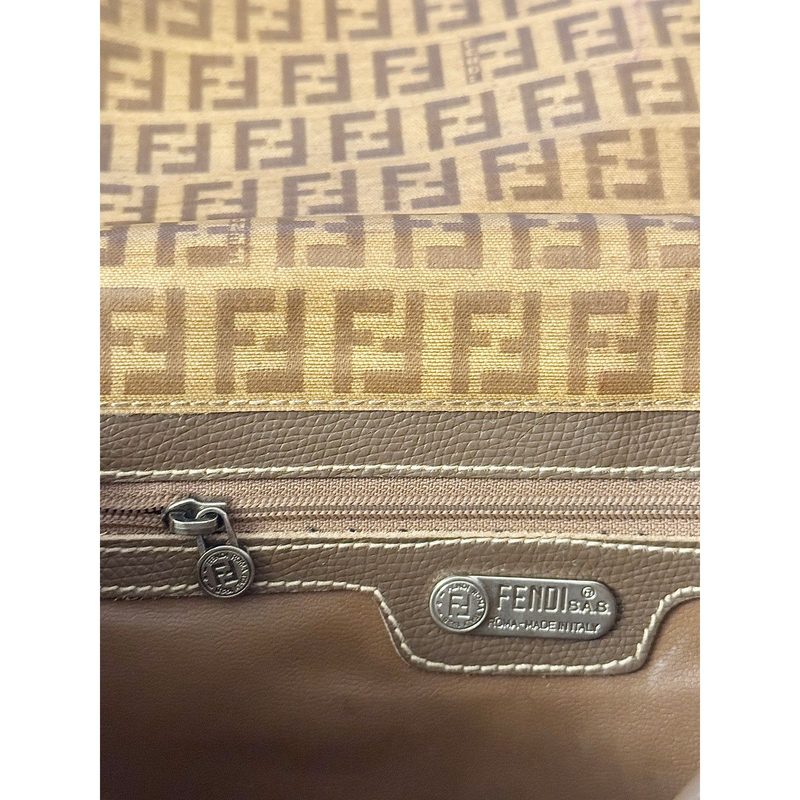Fendi Vintage Fendi Crossbody Size ONE SIZE - 4 Thumbnail