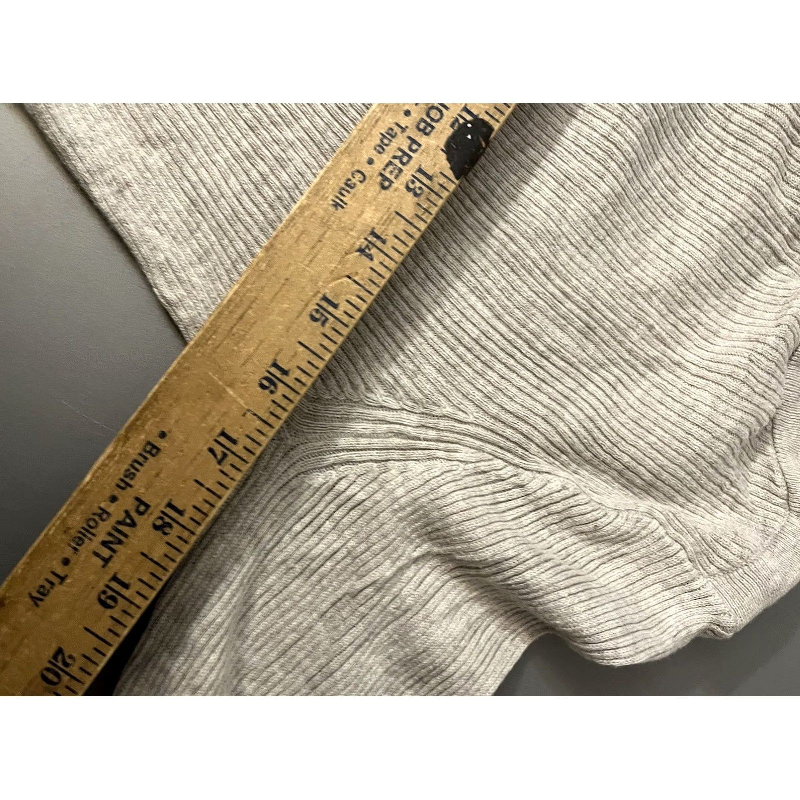 Old Navy Old Navy Pullover Sweatshirt Shirt Womens Small Gray Long Sleeve Ribbed Cotton Blend Pullover Debris-Free Vintage not specified Womens Size S / US 4 / IT 40 - 5 Thumbnail