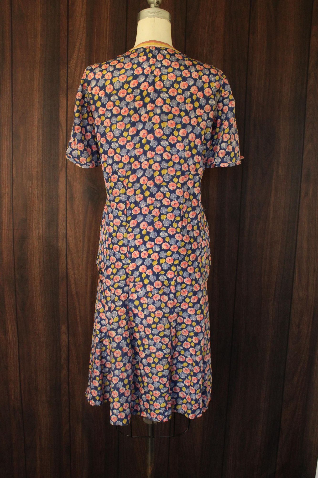 Other Vintage Antique 1920s Dress, Silk Blue and Pink Floral Print Size M / US 6-8 / IT 42-44 - 10 Thumbnail