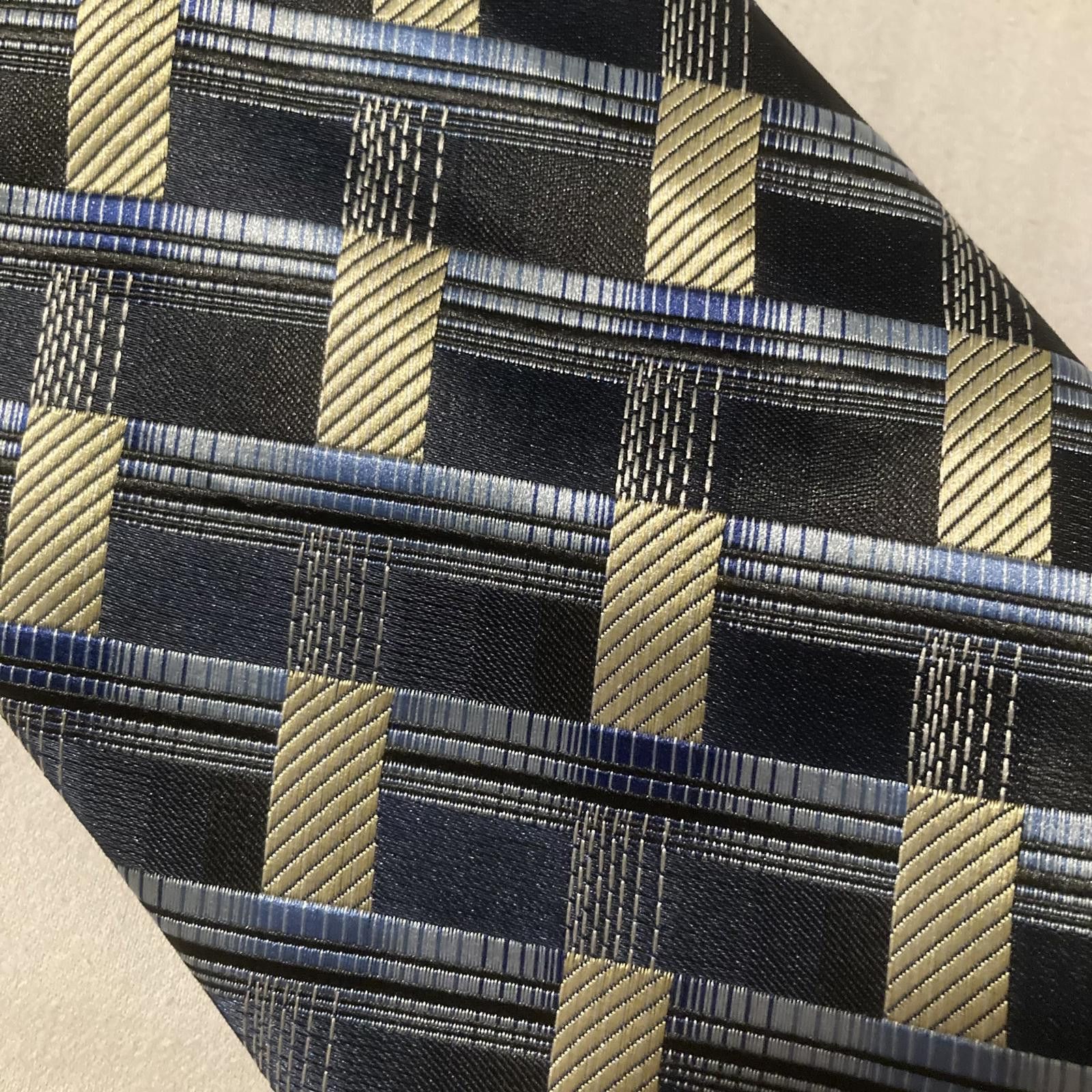 Alexander Julian NWOT Alexander Julian Colours Tie 58/3.5 Size ONE SIZE - 2 Thumbnail