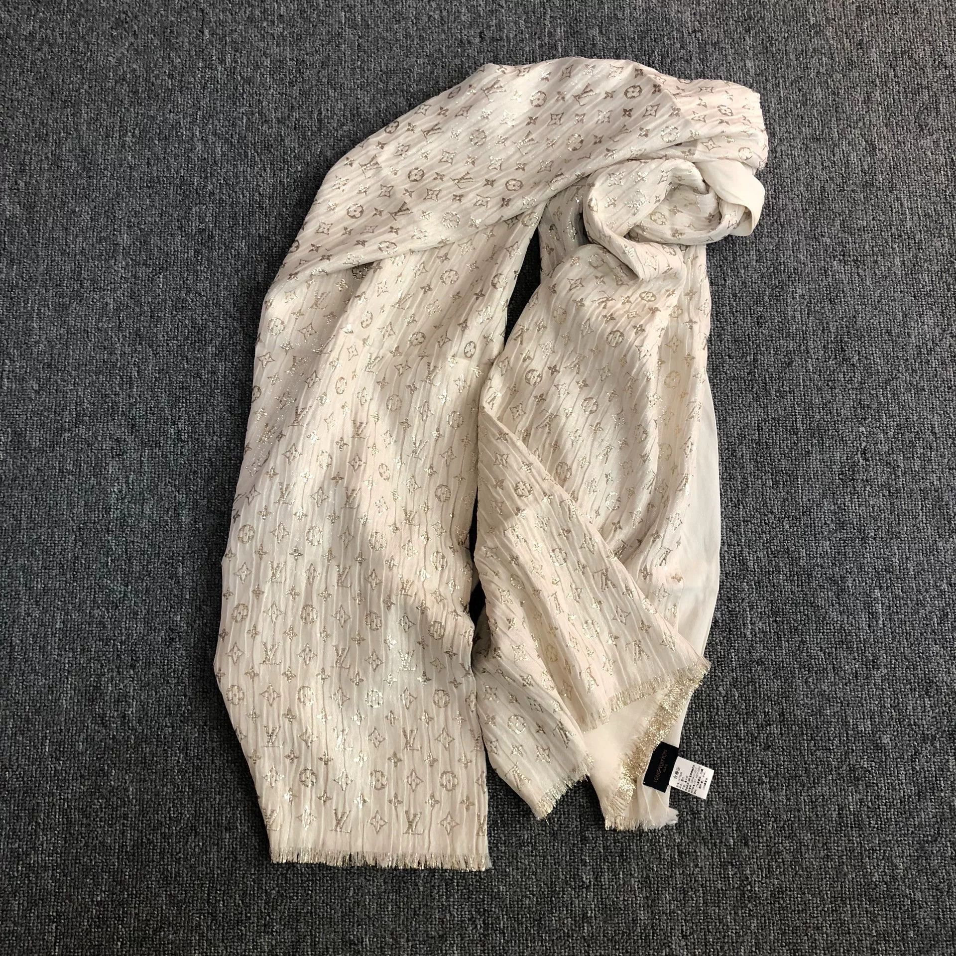 Louis Vuitton Louis Vuitton White Sequin Silk Scarf Size ONE SIZE - 1 Thumbnail