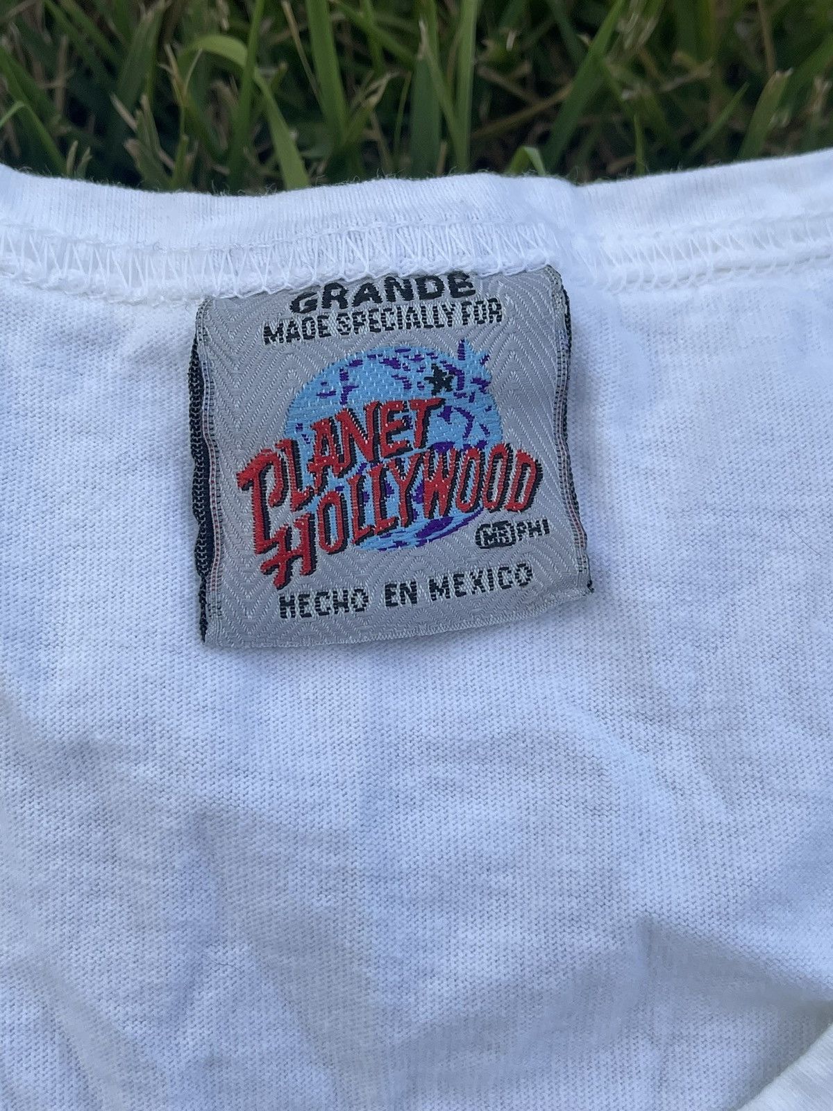 Band Tees × Hard Rock Cafe × Vintage Vintage Planet Hollywood Cabo 90’s Bar Souvenir Tank Top Size US L / EU 52-54 / 3 - 4 Thumbnail