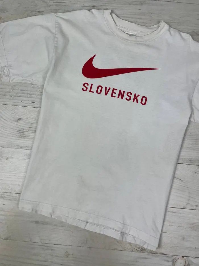 Nike Vintage Nike Slovensko T Shirt 90s Swoosh Football Soccer Size US M / EU 48-50 / 2 - 6 Thumbnail