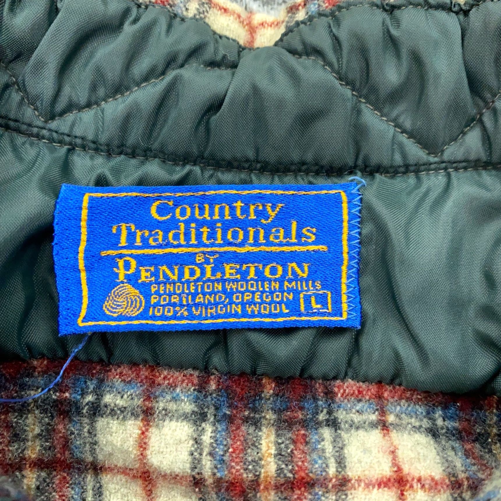 Pendleton VINTAGE Pendleton Shirt Mens Large Red Plaid 100% Wool 80s Country Traditionals Button-Up Size US M / EU 48-50 / 2 - 3 Thumbnail