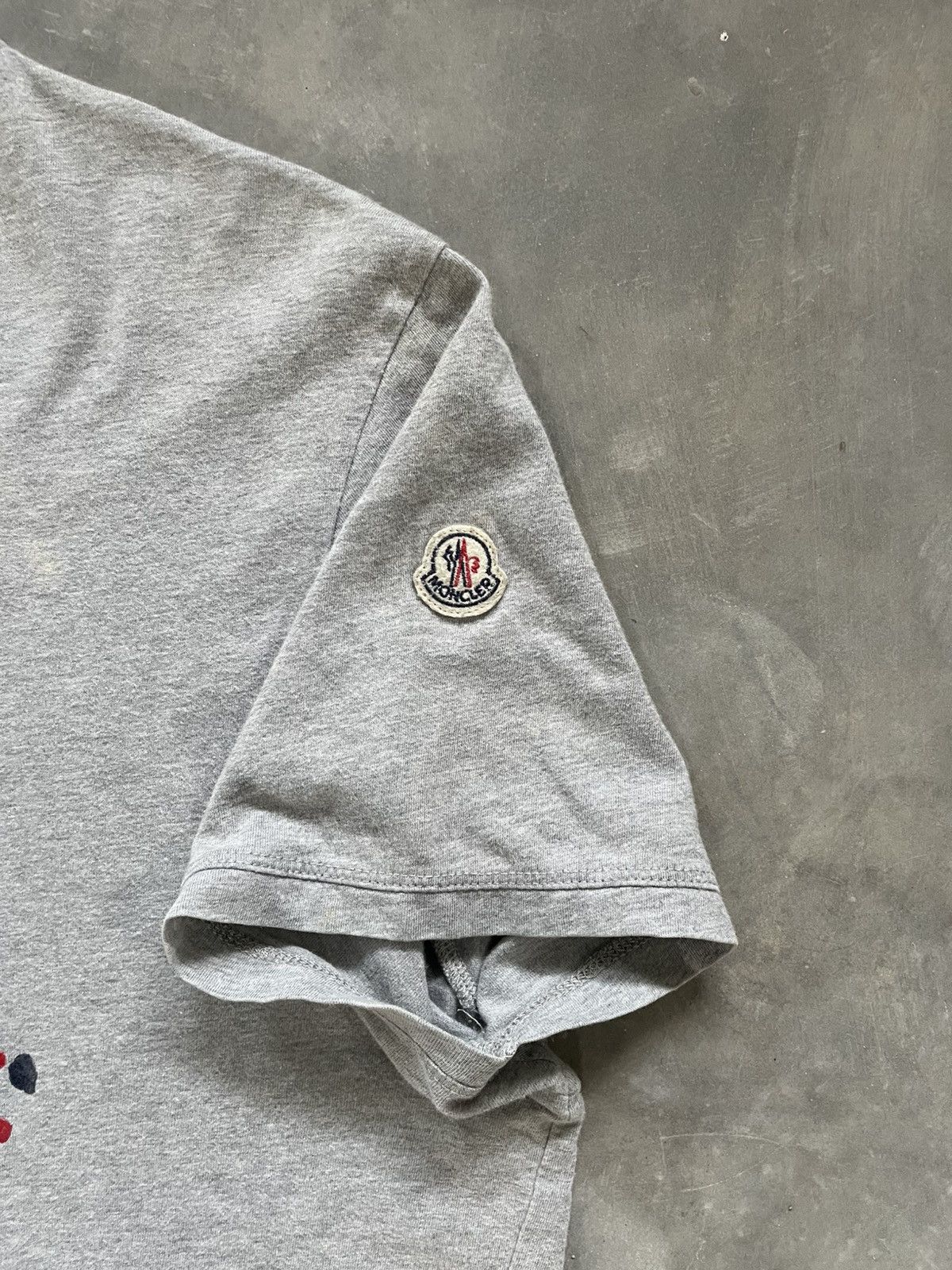 Moncler Moncler Paint Splatter Printed Logo T-Shirt Size US L / EU 52-54 / 3 - 7 Thumbnail