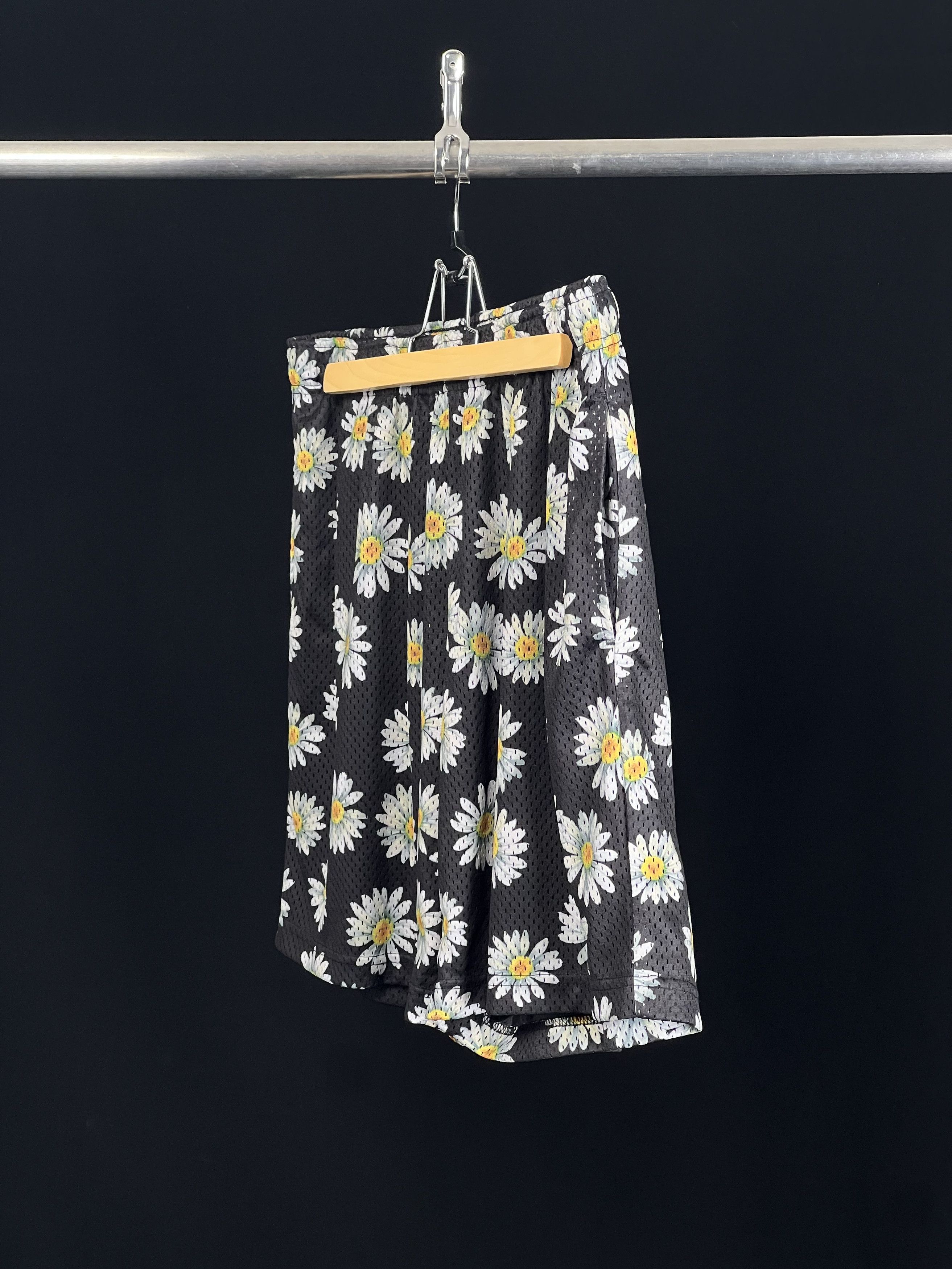 John Elliott Brand New Daisy PRACTICE SHORTS Size 2 Size US 32 / EU 48 - 3 Thumbnail